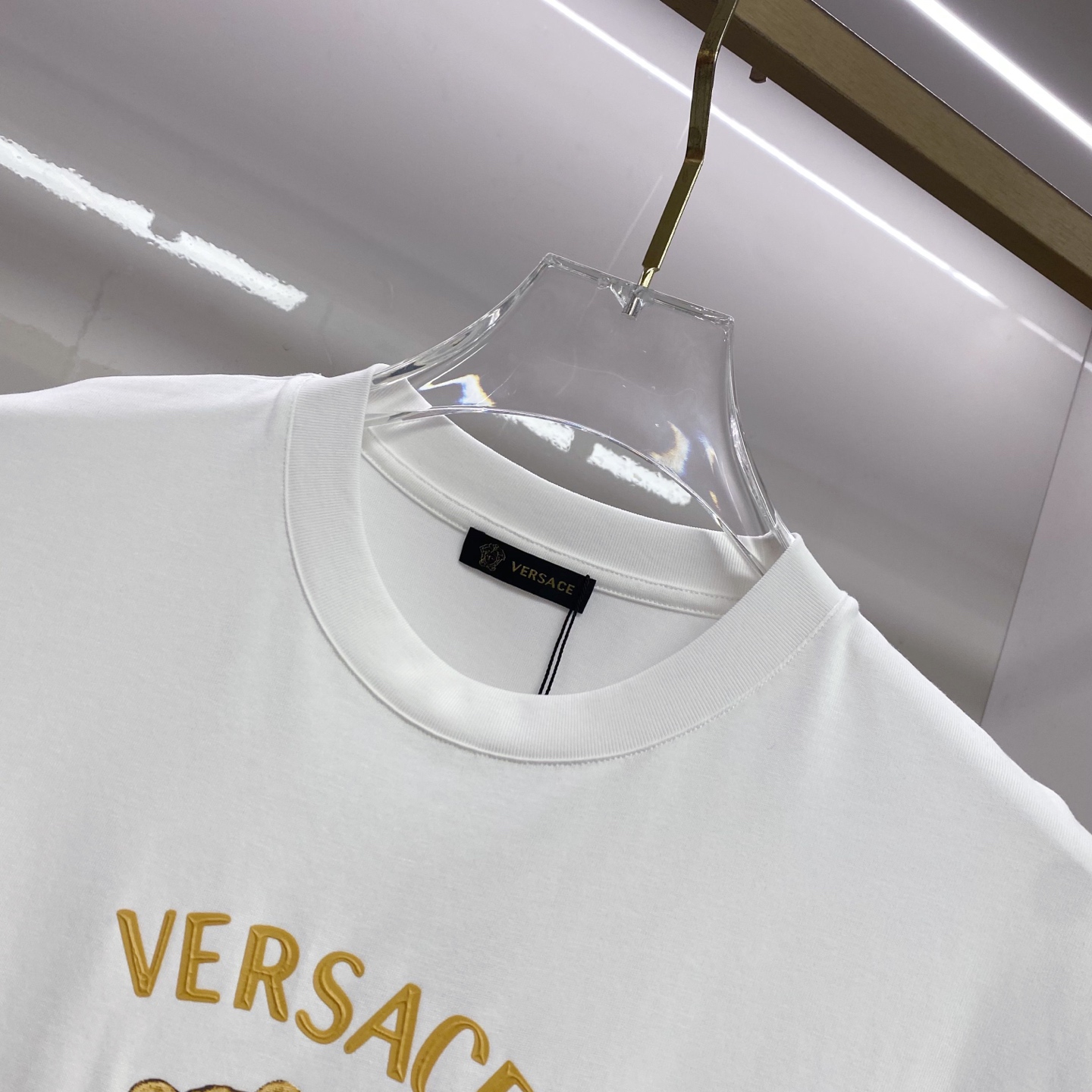 Versace 范思哲 2026ss 春夏新款首发专柜最新款短袖圆领T恤 高端订制 设计前卫时尚！品牌l