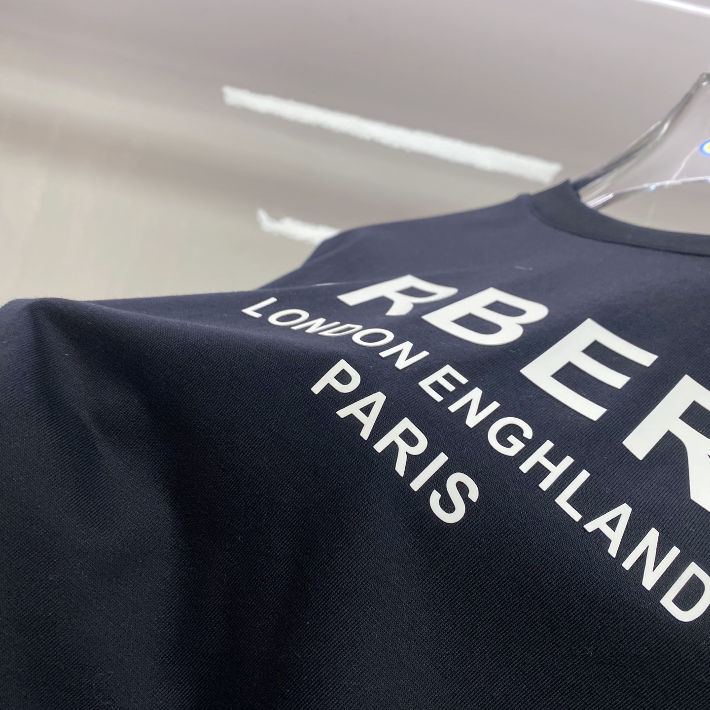 Burberry 巴宝莉 2026ss 春夏新款首发专柜最新款短袖圆领T恤 高端订制 设计前卫时尚！品牌