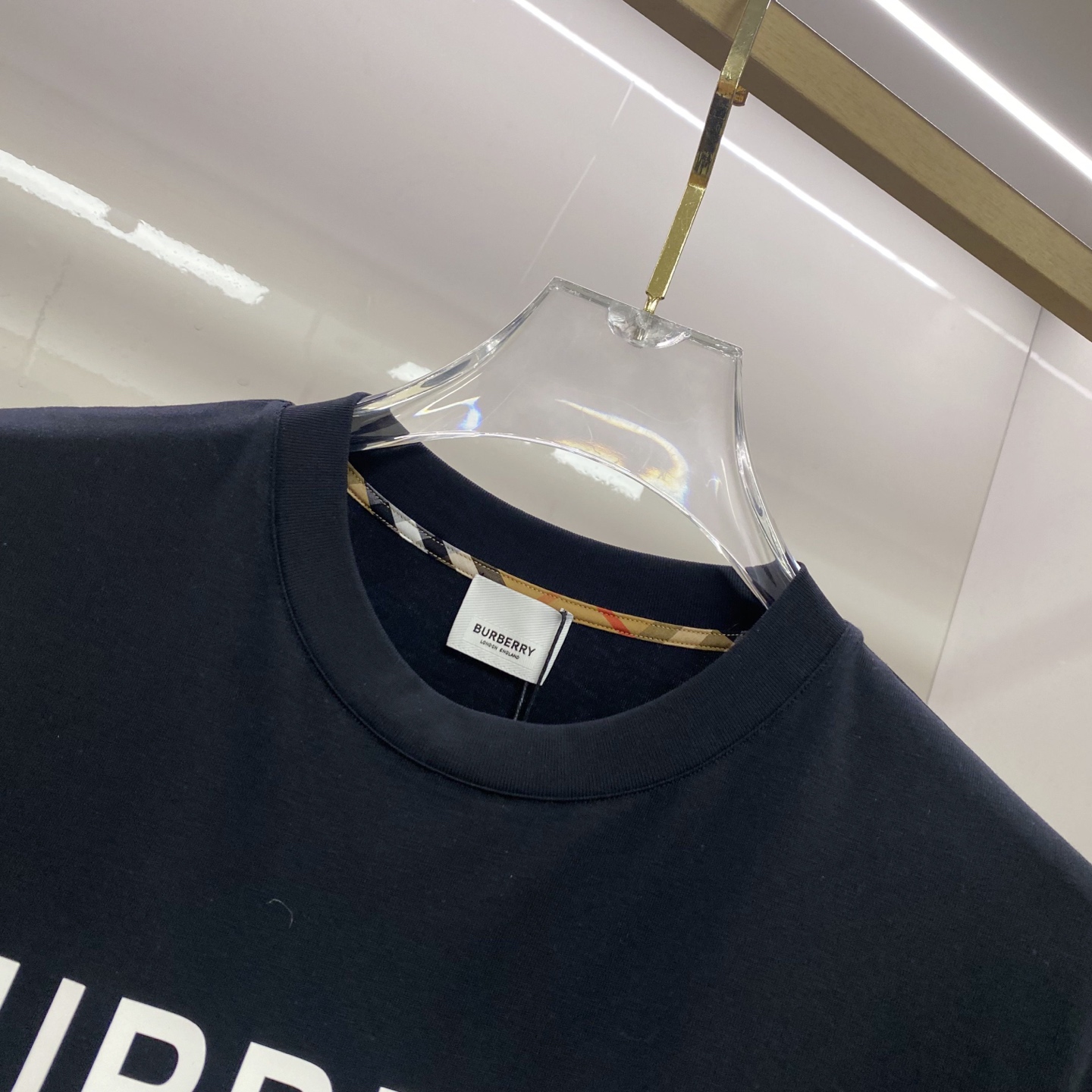 Burberry 巴宝莉 2026ss 春夏新款首发专柜最新款短袖圆领T恤 高端订制 设计前卫时尚！品牌