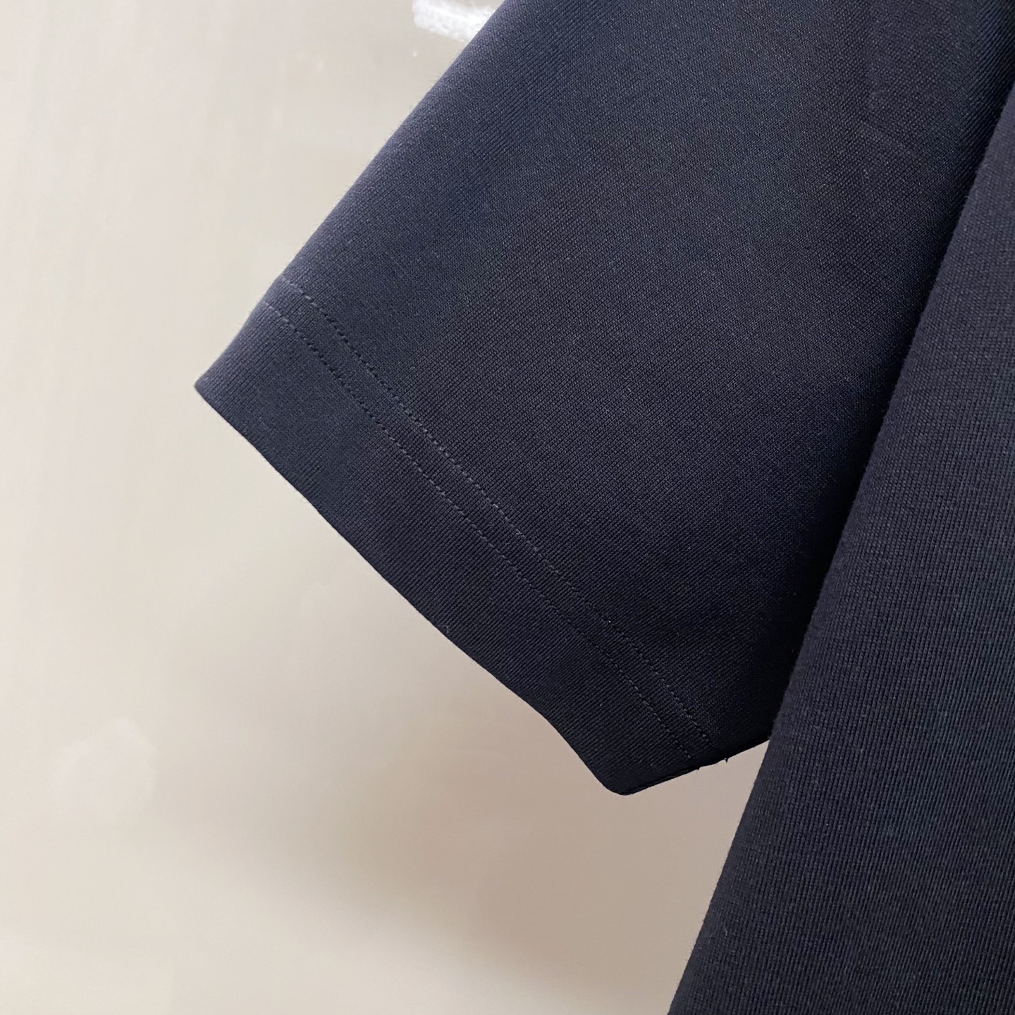 Burberry 巴宝莉 2026ss 春夏新款首发专柜最新款短袖圆领T恤 高端订制 设计前卫时尚！品牌