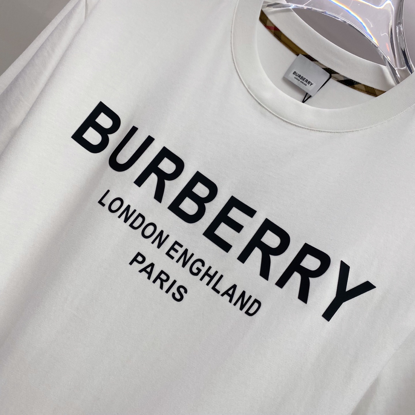 Burberry 巴宝莉 2026ss 春夏新款首发专柜最新款短袖圆领T恤 高端订制 设计前卫时尚！品牌