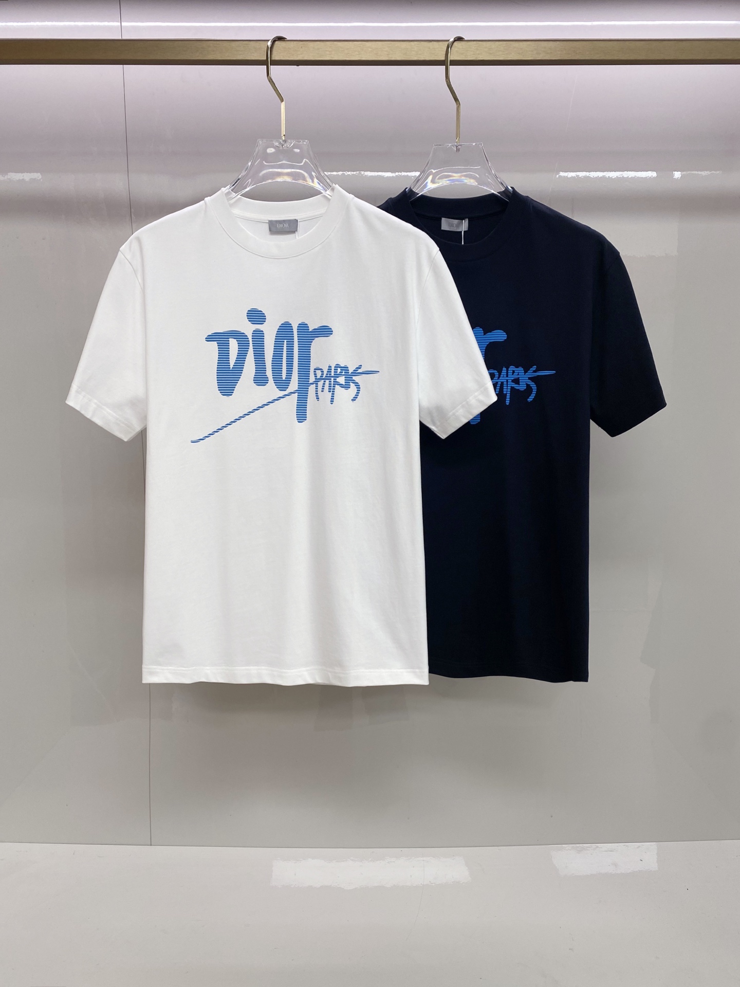 Dior 迪奥 2026ss 春夏新款首发专柜最新款短袖圆领T恤 高端订制 设计前卫时尚！品牌logo重