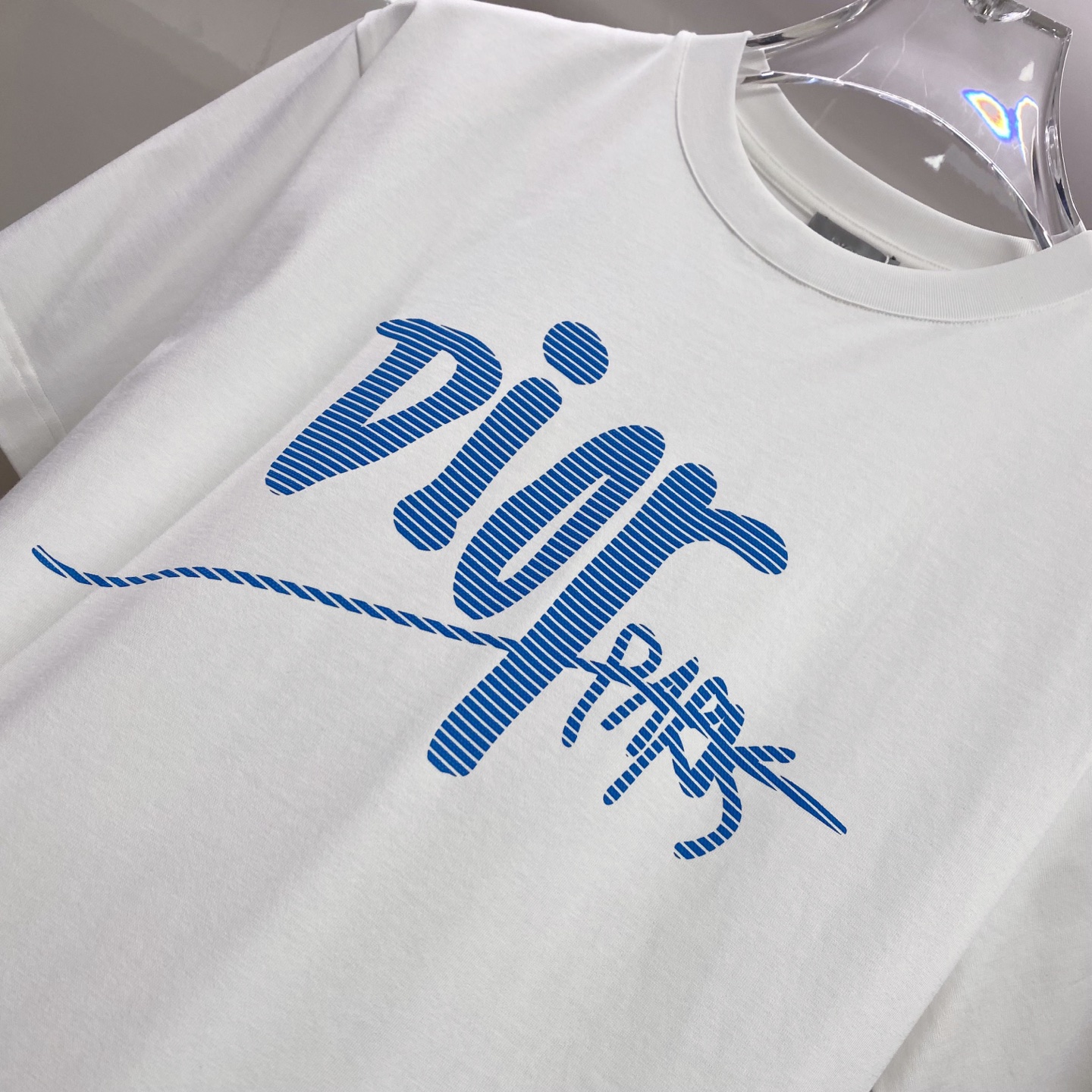 Dior 迪奥 2026ss 春夏新款首发专柜最新款短袖圆领T恤 高端订制 设计前卫时尚！品牌logo重