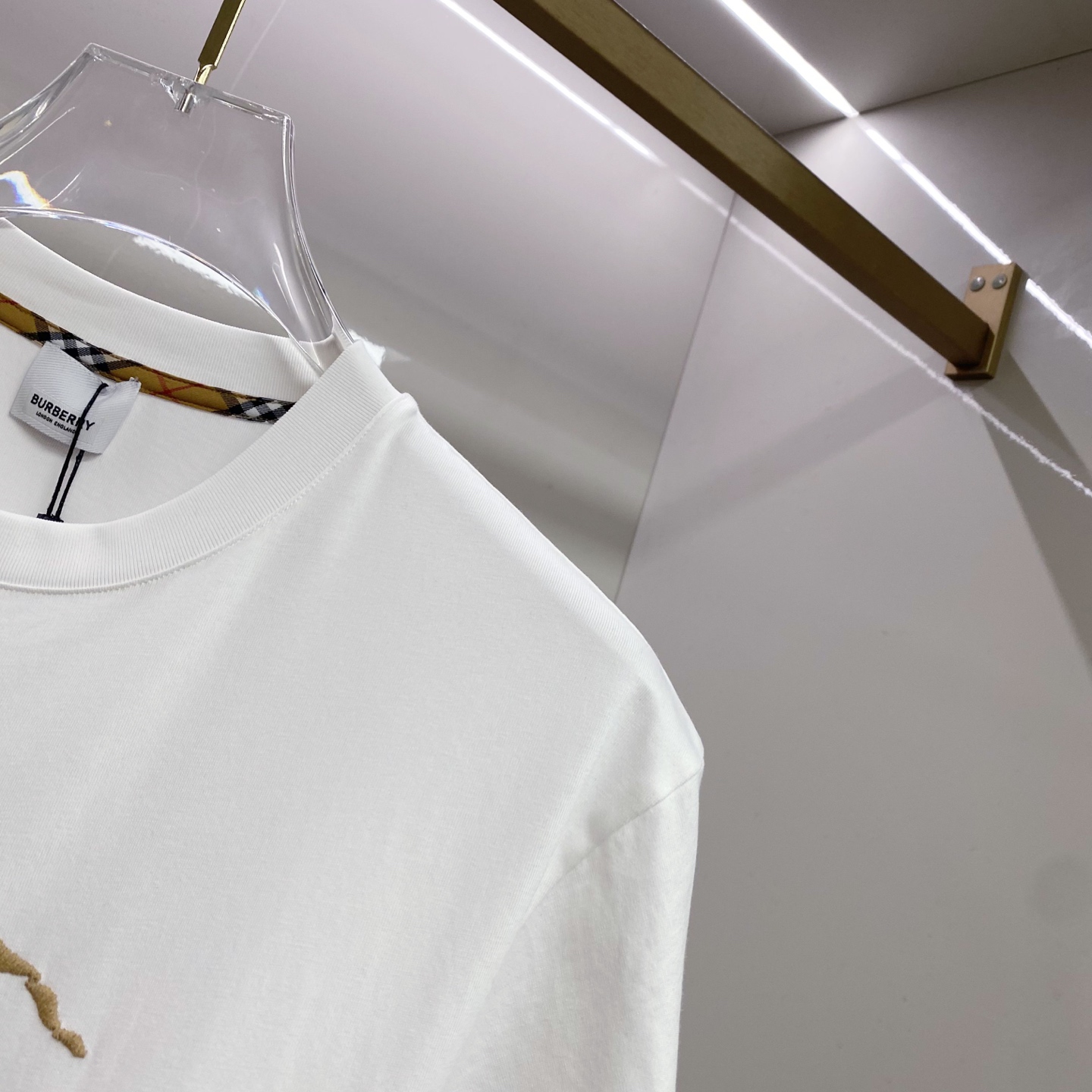 Burberry 巴宝莉 2026ss 春夏新款首发专柜最新款短袖圆领T恤 高端订制 设计前卫时尚！品牌