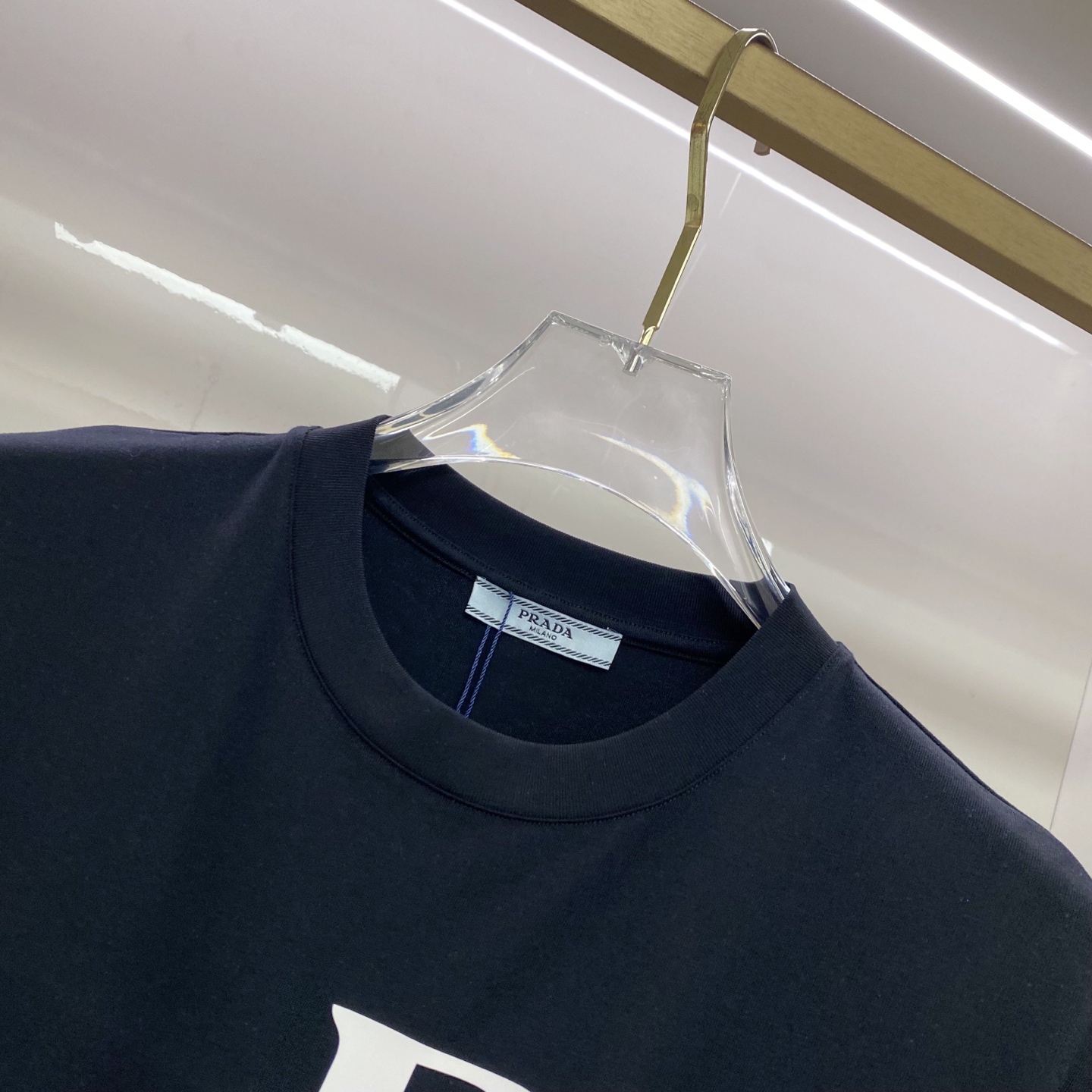 Prada 普拉达 2026ss 春夏新款首发专柜最新款短袖圆领T恤 高端订制 设计前卫时尚！品牌log