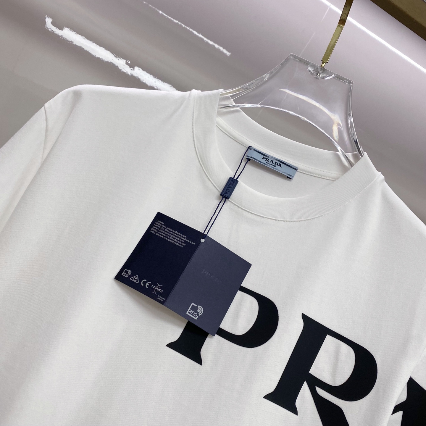 Prada 普拉达 2026ss 春夏新款首发专柜最新款短袖圆领T恤 高端订制 设计前卫时尚！品牌log