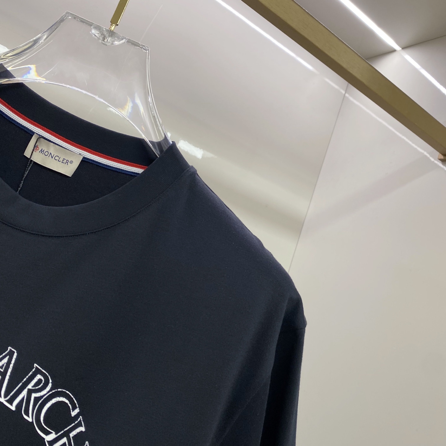 Moncler 蒙口 2026ss 春夏新款首发专柜最新款短袖圆领T恤 高端订制 设计前卫时尚！品牌lo