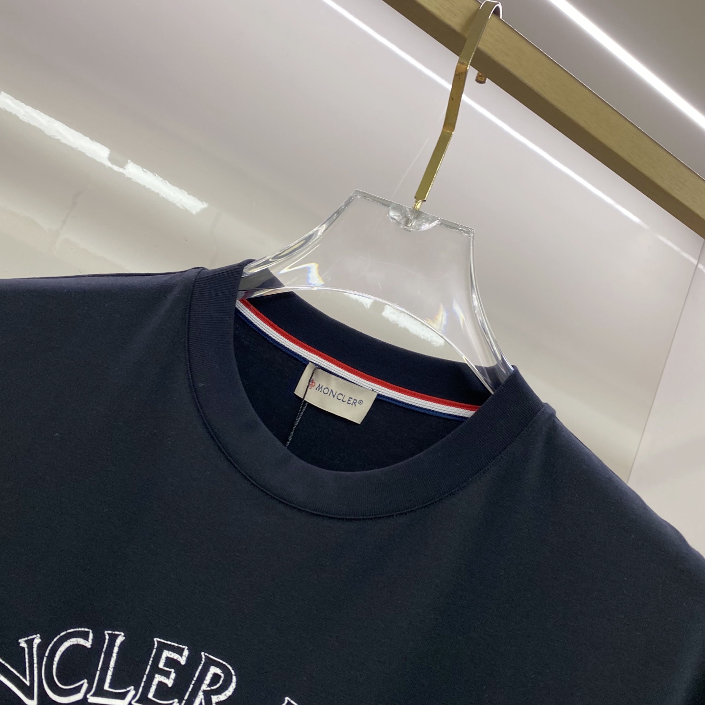 Moncler 蒙口 2026ss 春夏新款首发专柜最新款短袖圆领T恤 高端订制 设计前卫时尚！品牌lo