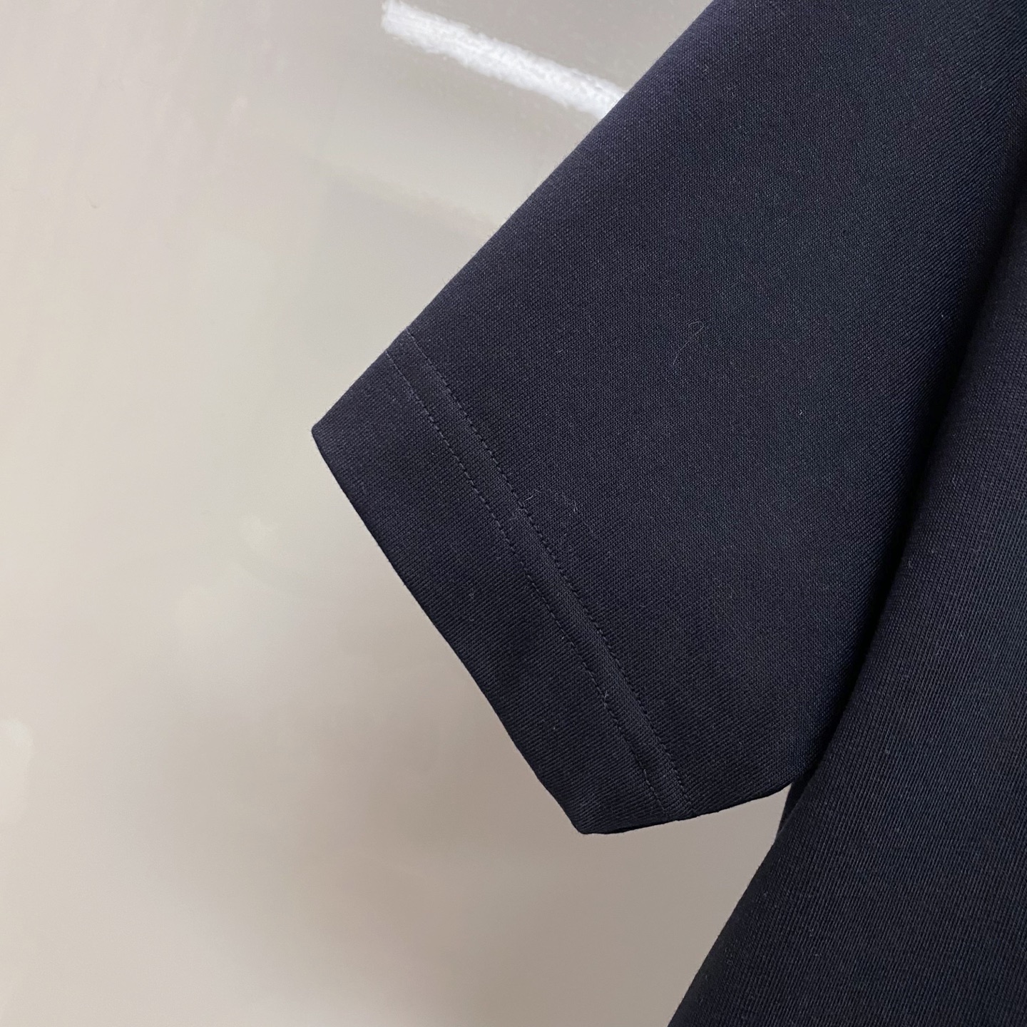 Moncler 蒙口 2026ss 春夏新款首发专柜最新款短袖圆领T恤 高端订制 设计前卫时尚！品牌lo