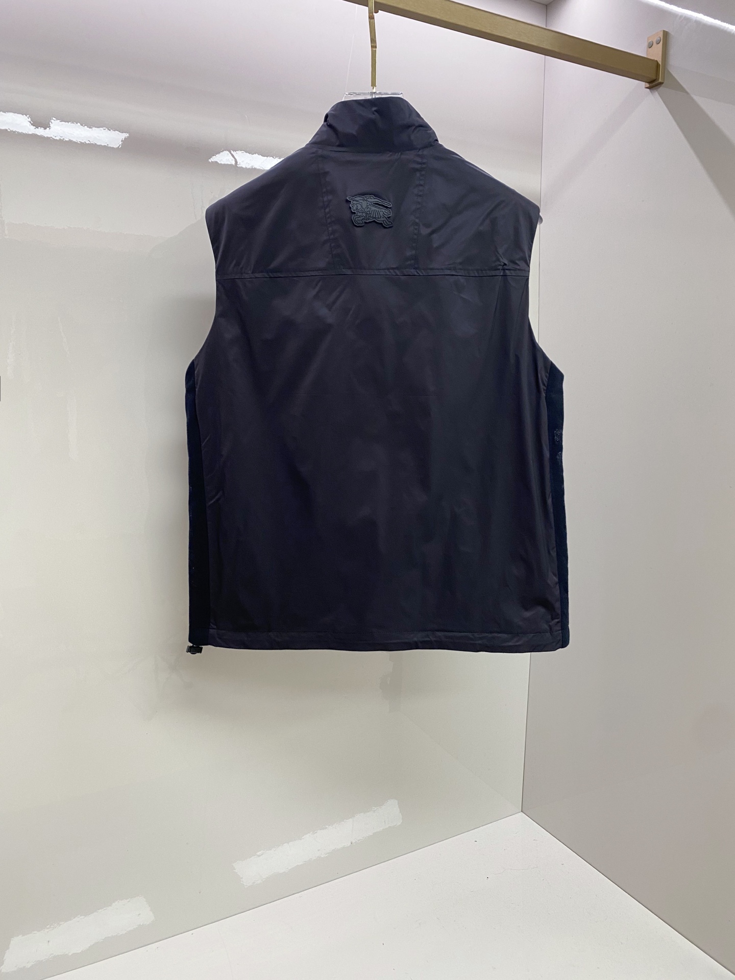 Burberry 巴宝莉马甲 2026SS春季新款马甲夹克外套最新设计款 秀场新品‼品相非常完美，三标齐