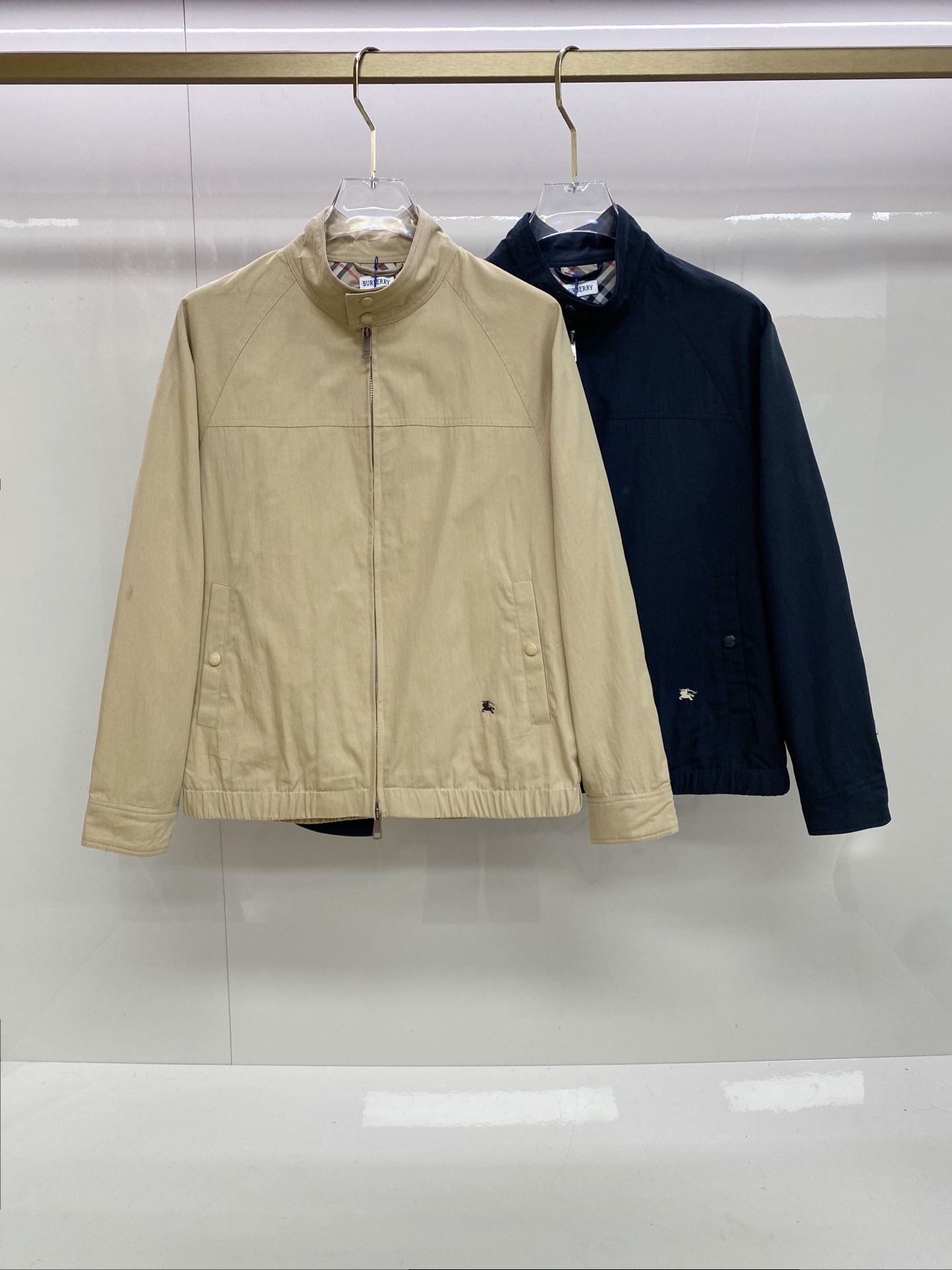 Burberry 巴宝莉 2026ss春季新款夹克外套全高端版本！高定专柜面料辅料，透气舒适度高，细节无