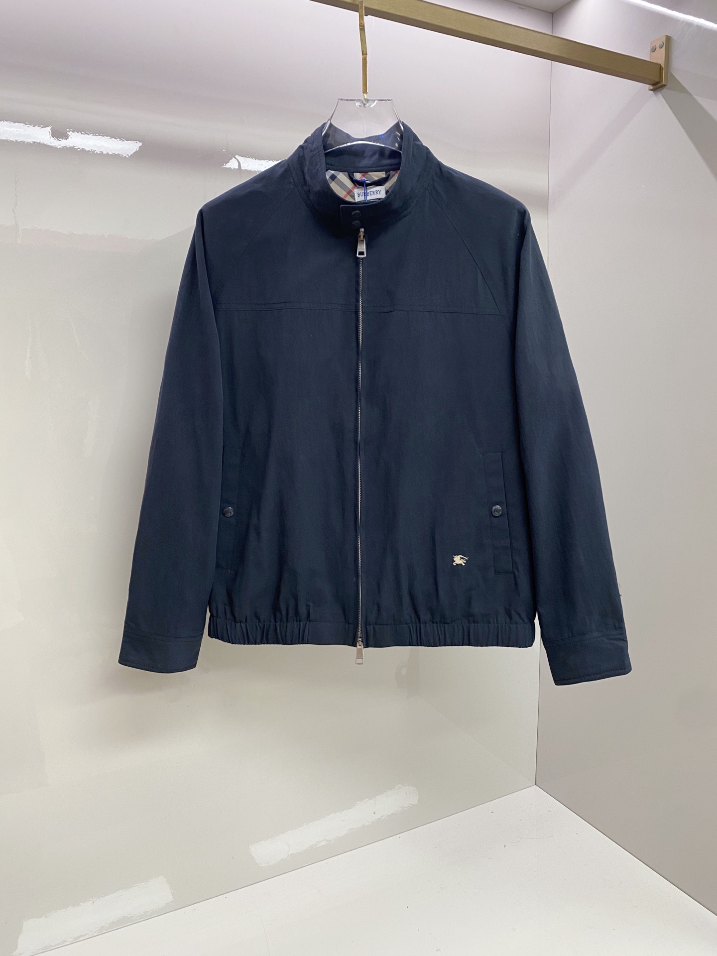 Burberry 巴宝莉 2026ss春季新款夹克外套全高端版本！高定专柜面料辅料，透气舒适度高，细节无