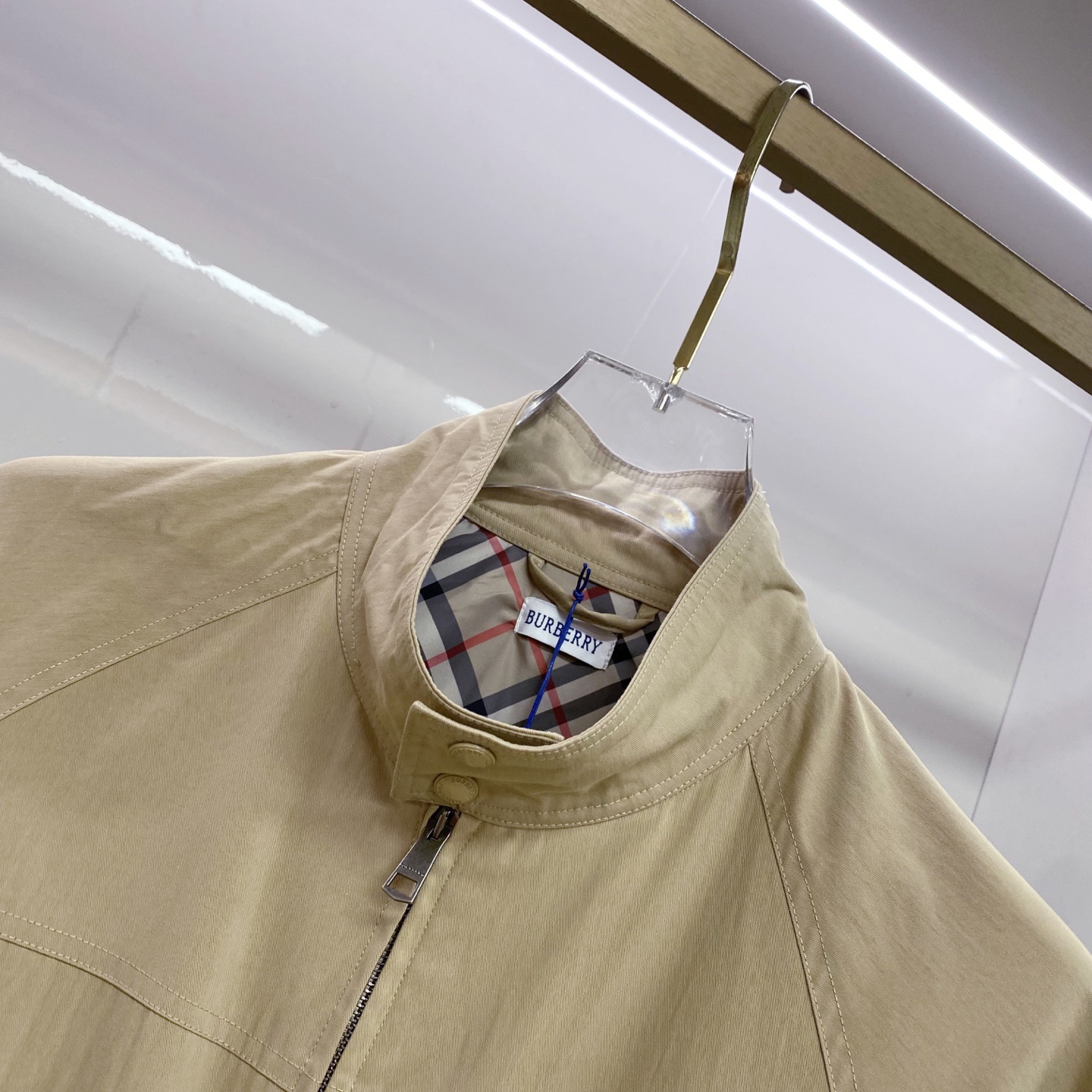 Burberry 巴宝莉 2026ss春季新款夹克外套全高端版本！高定专柜面料辅料，透气舒适度高，细节无