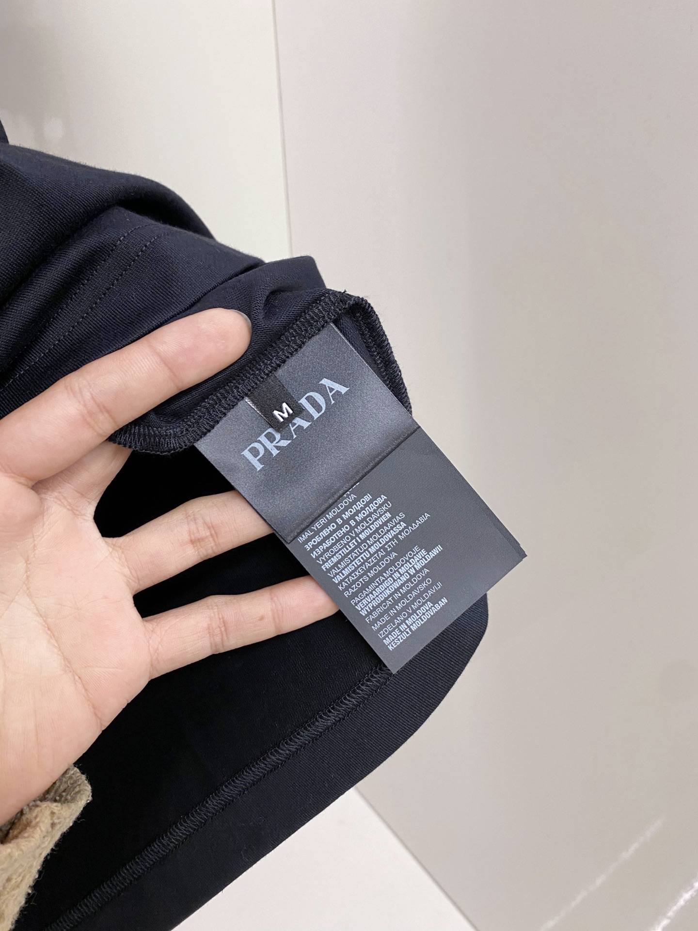 Prada 普拉达 2026ss 春夏新款首发专柜最新款短袖圆领T恤 高端订制 设计前卫时尚！品牌log