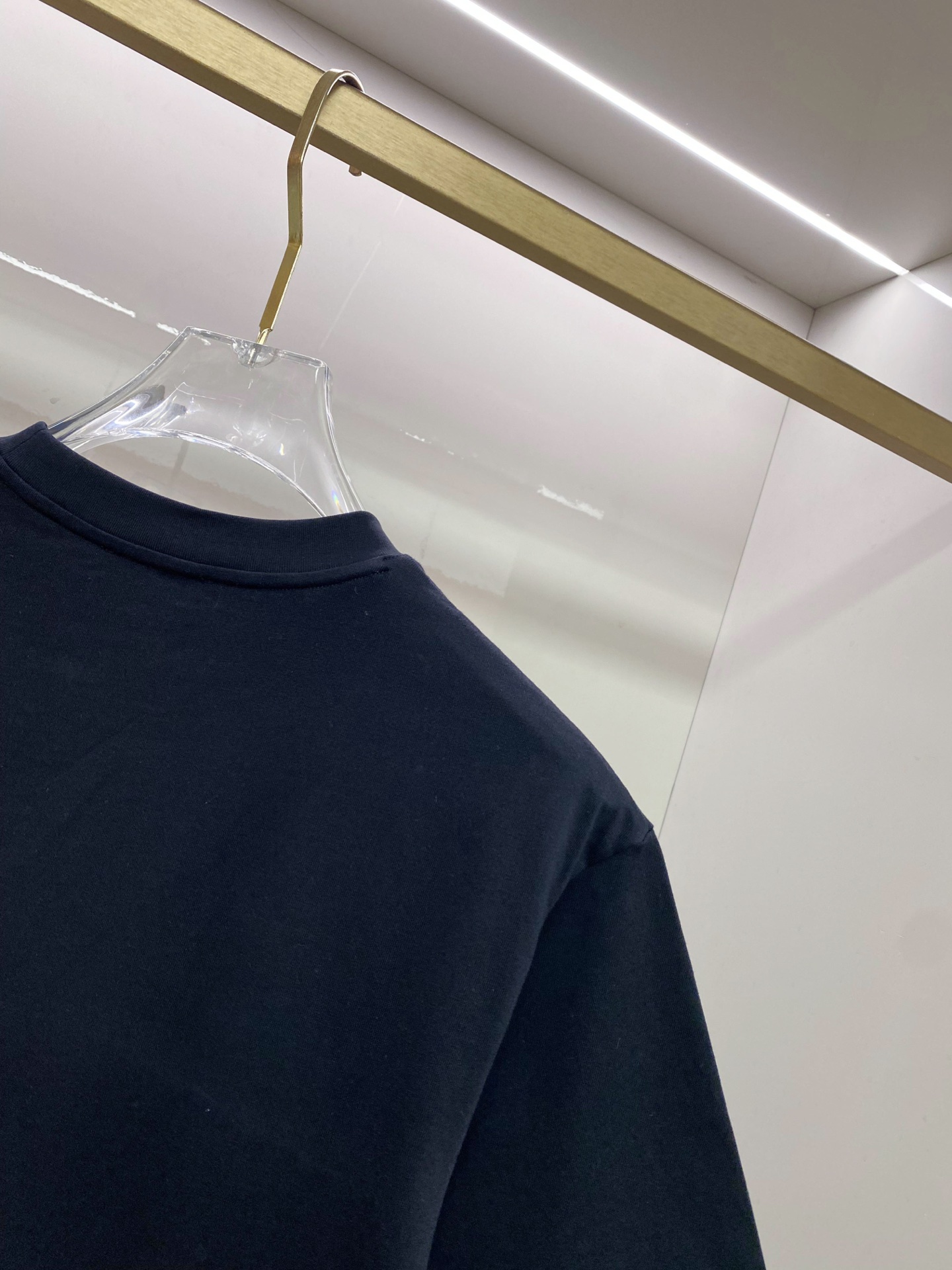 Prada 普拉达 2026ss 春夏新款首发专柜最新款短袖圆领T恤 高端订制 设计前卫时尚！品牌log