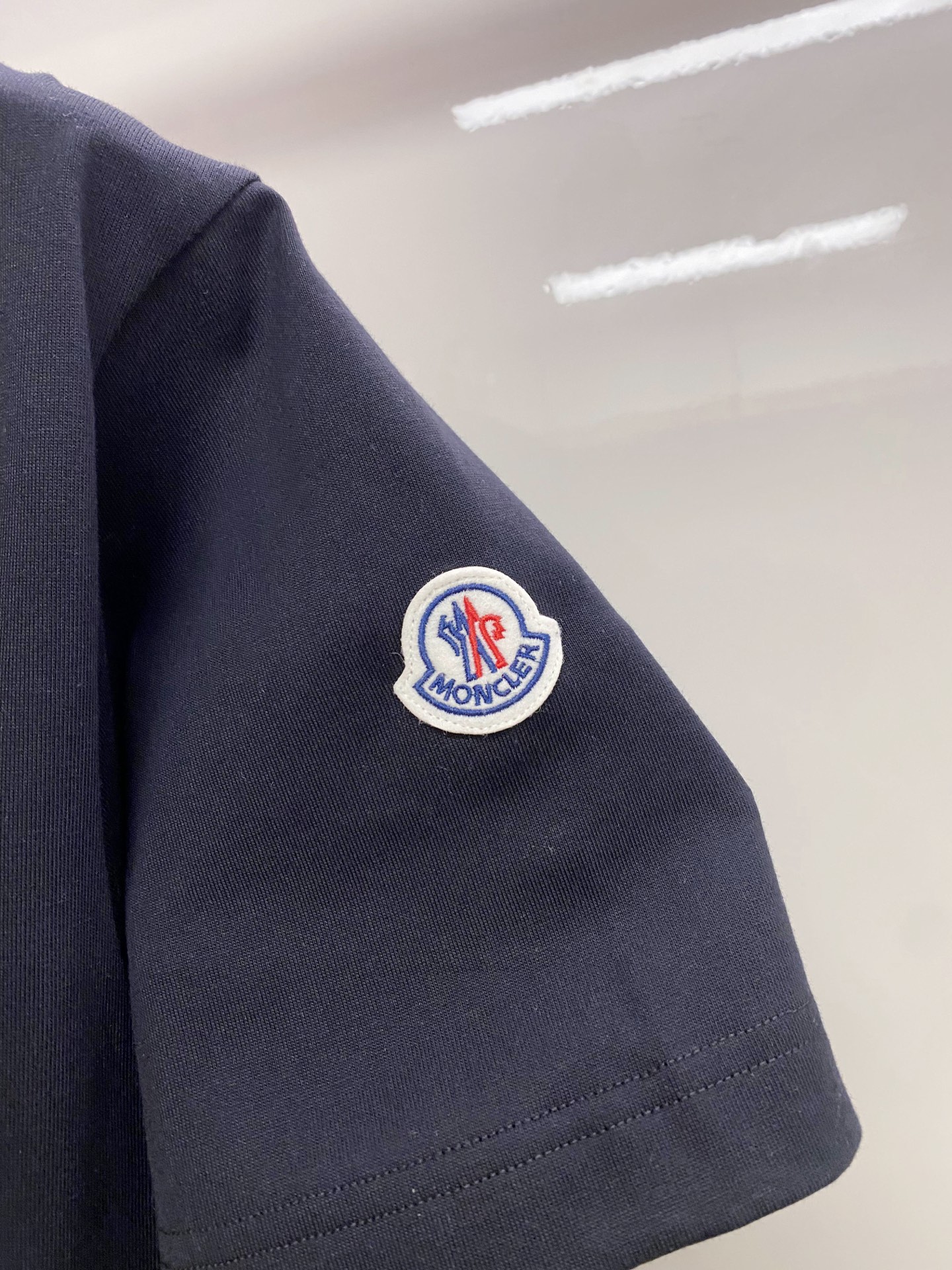 Moncler 蒙口 2026ss 春夏新款首发专柜最新款短袖圆领T恤 高端订制 设计前卫时尚！品牌lo