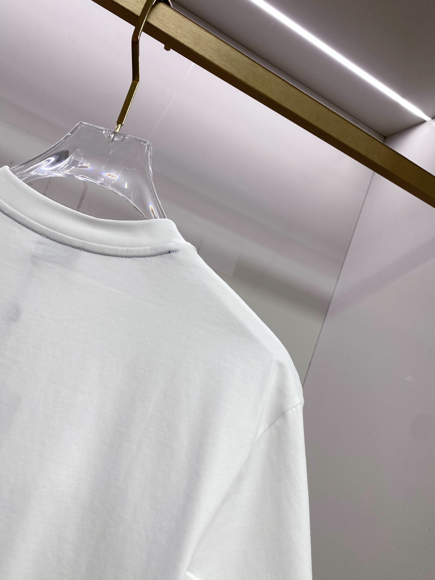 Moncler 蒙口 2026ss 春夏新款首发专柜最新款短袖圆领T恤 高端订制 设计前卫时尚！品牌lo