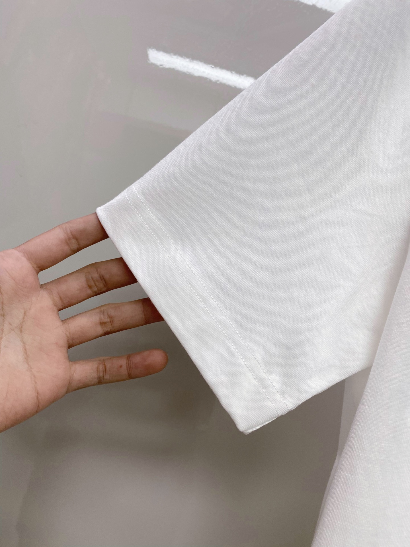 Moncler 蒙口 2026ss 春夏新款首发专柜最新款短袖圆领T恤 高端订制 设计前卫时尚！品牌lo