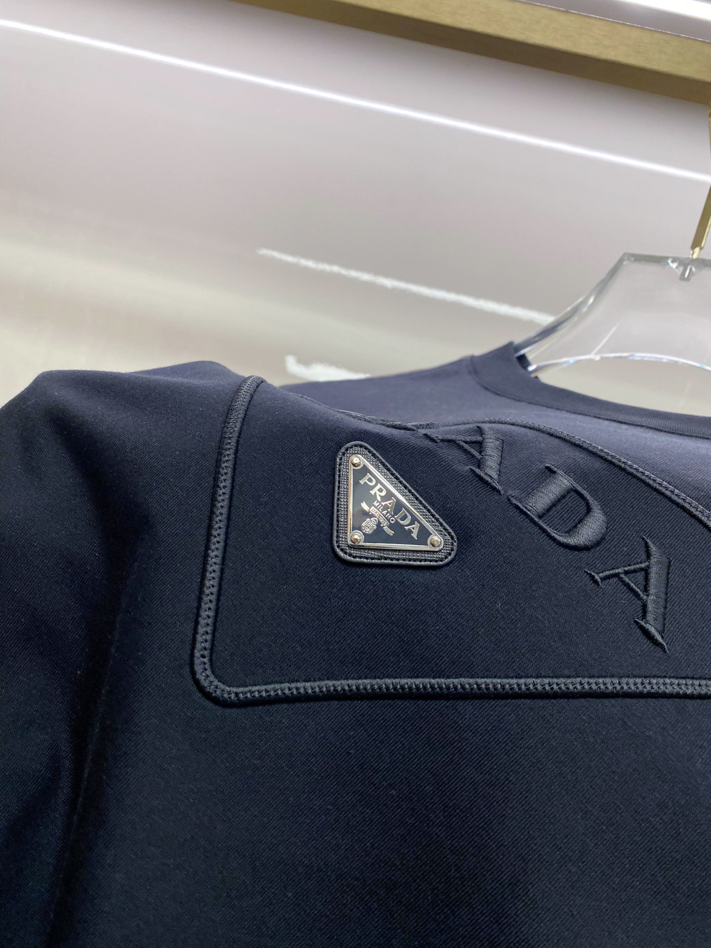 Prada 普拉达 2026ss 春夏新款首发专柜最新款短袖圆领T恤 高端订制 设计前卫时尚！品牌log