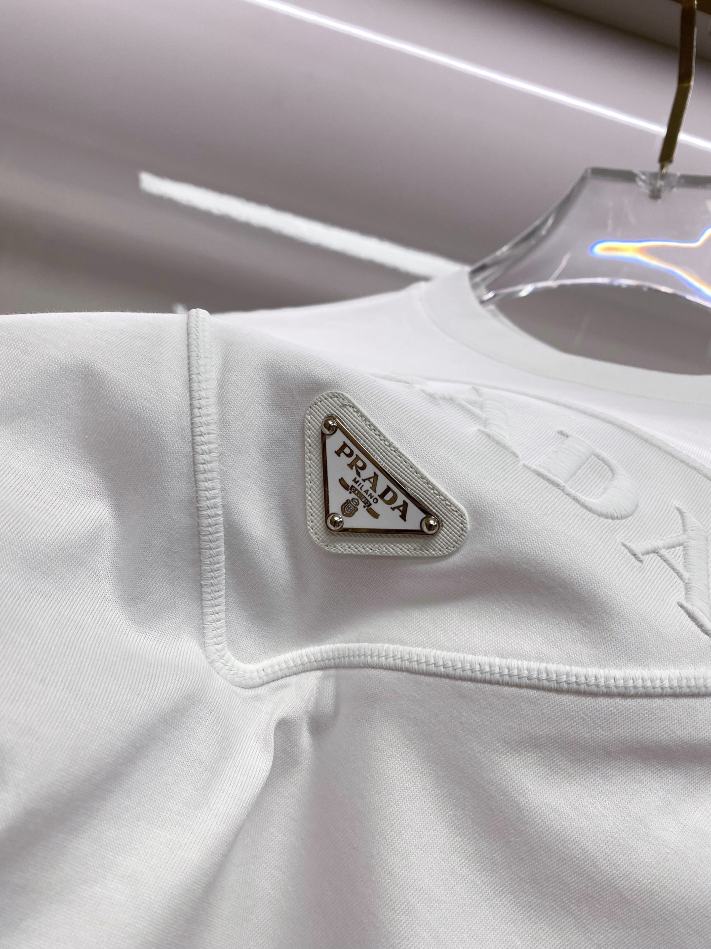 Prada 普拉达 2026ss 春夏新款首发专柜最新款短袖圆领T恤 高端订制 设计前卫时尚！品牌log