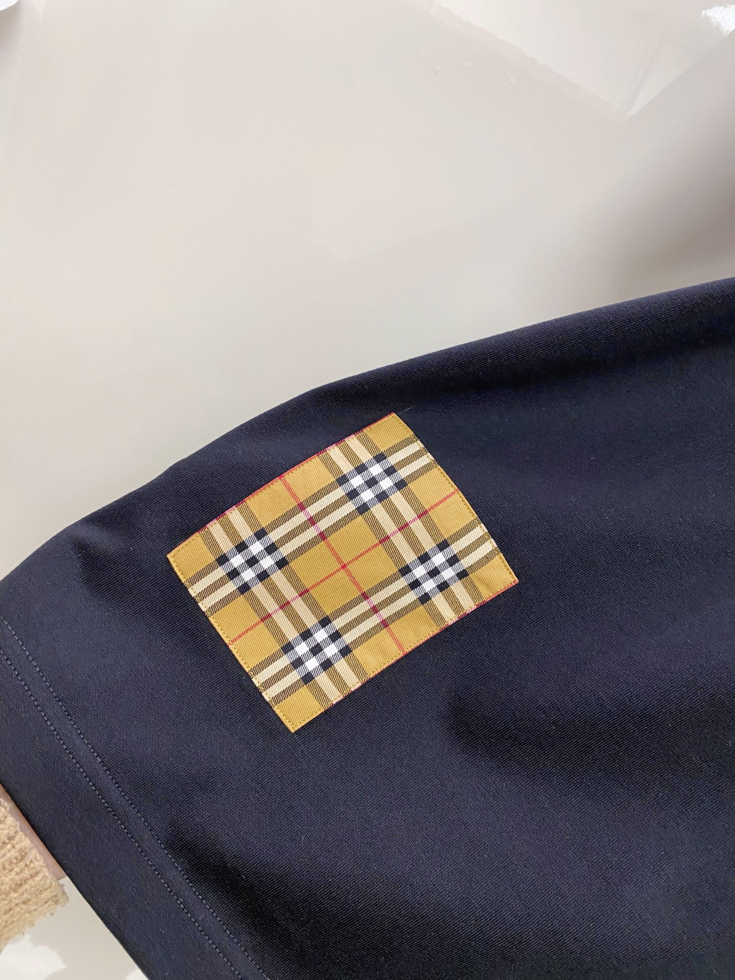 Burberry 巴宝莉 2026ss 春夏新款首发专柜最新款短袖圆领T恤 高端订制 设计前卫时尚！品牌