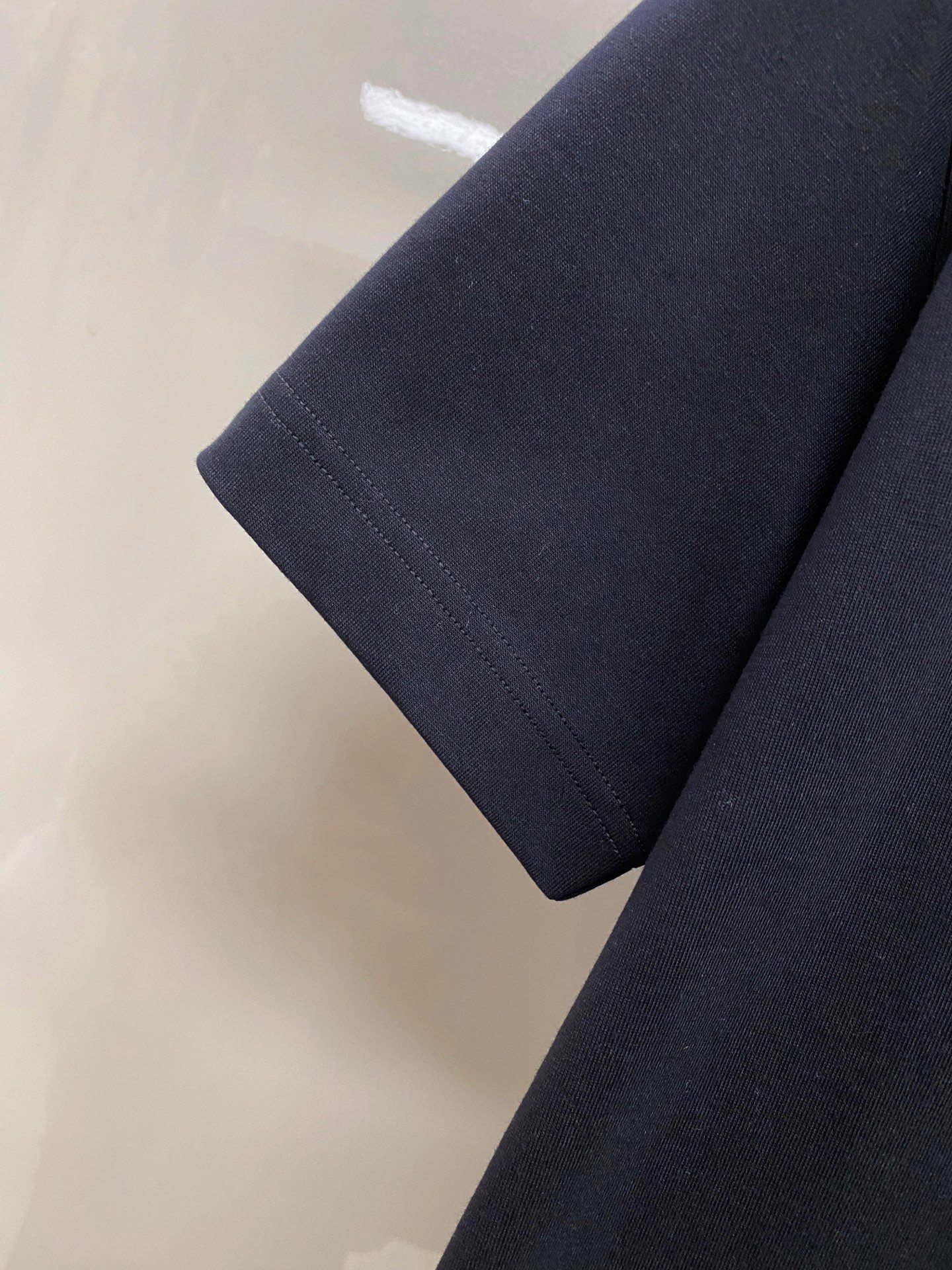 Burberry 巴宝莉 2026ss 春夏新款首发专柜最新款短袖圆领T恤 高端订制 设计前卫时尚！品牌