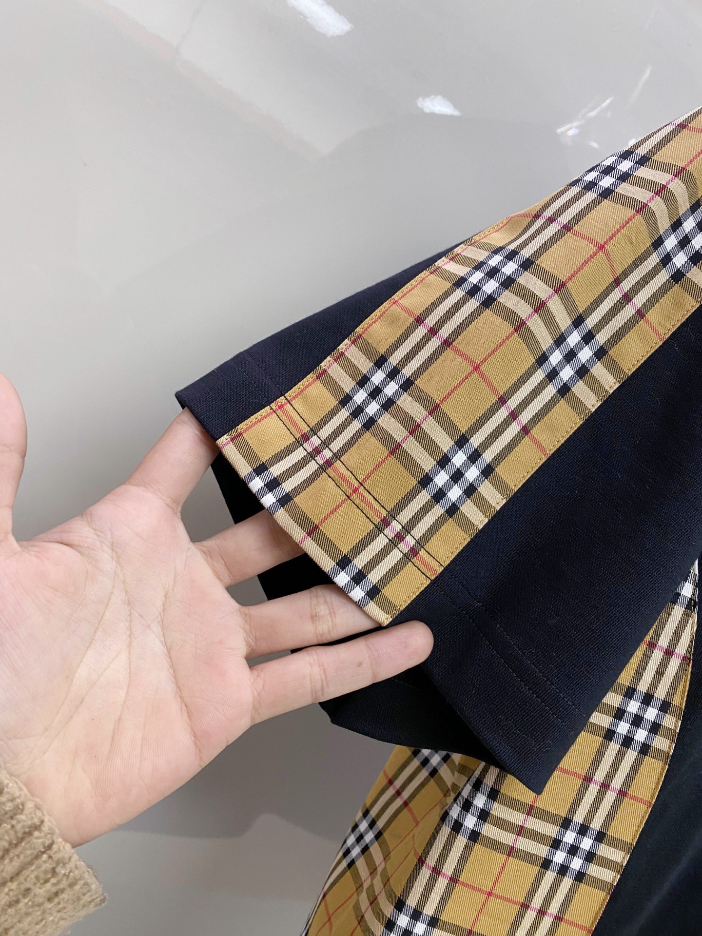 Burberry 巴宝莉 2026ss 春夏新款首发专柜最新款短袖圆领T恤 高端订制 设计前卫时尚！品牌