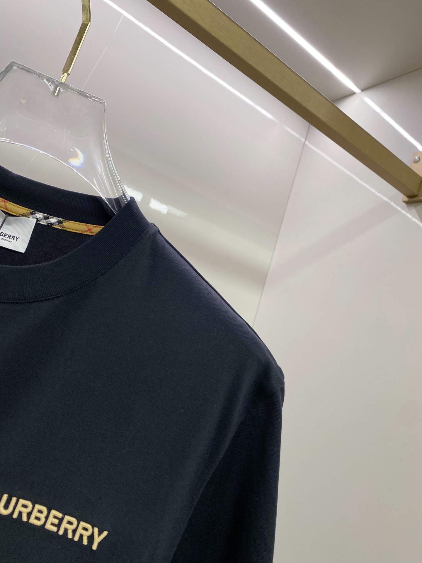 Burberry 巴宝莉 2026ss 春夏新款首发专柜最新款短袖圆领T恤 高端订制 设计前卫时尚！品牌