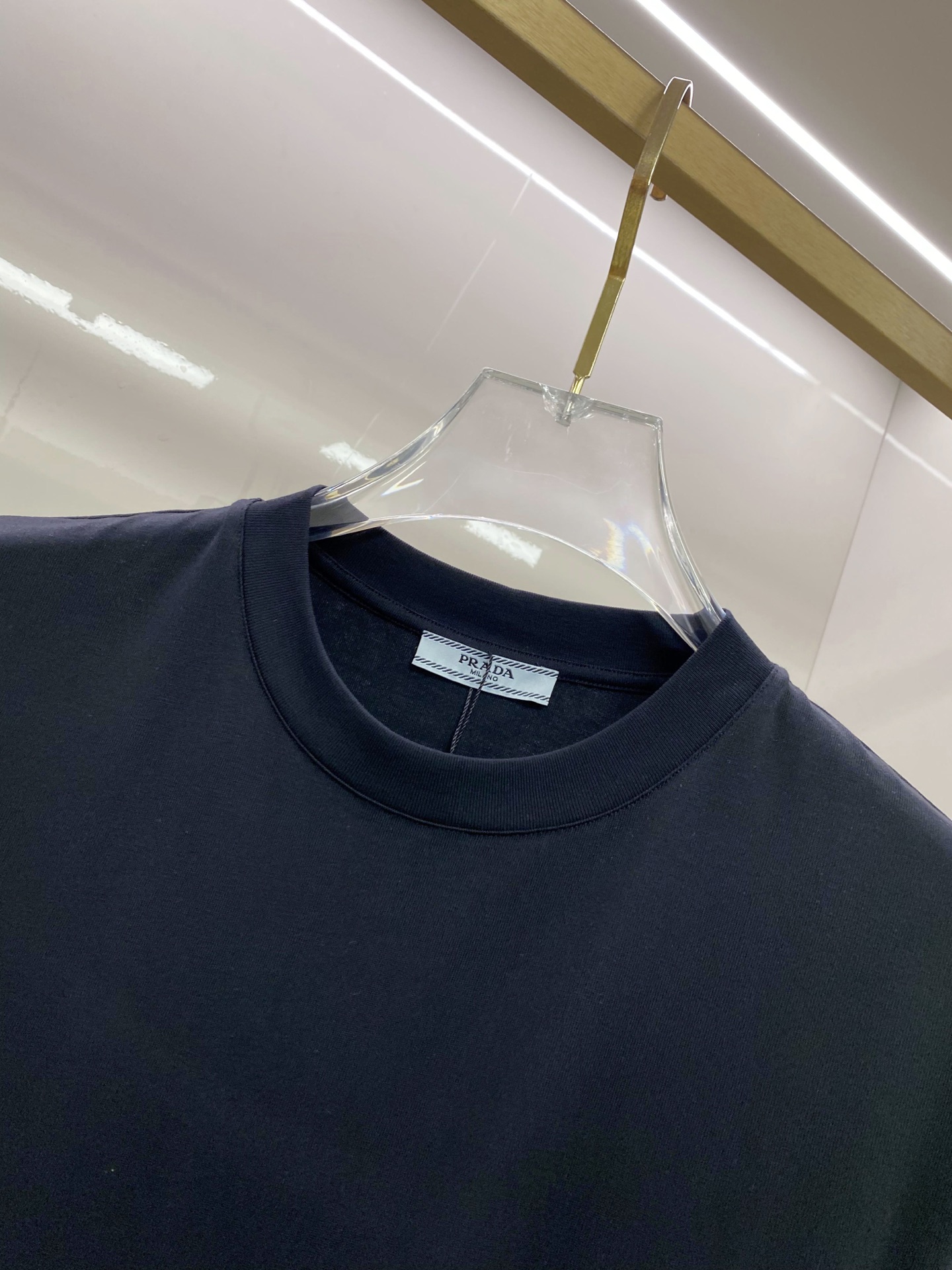 Prada 普拉达 2026ss 春夏新款首发专柜最新款短袖圆领T恤 高端订制 设计前卫时尚！品牌log