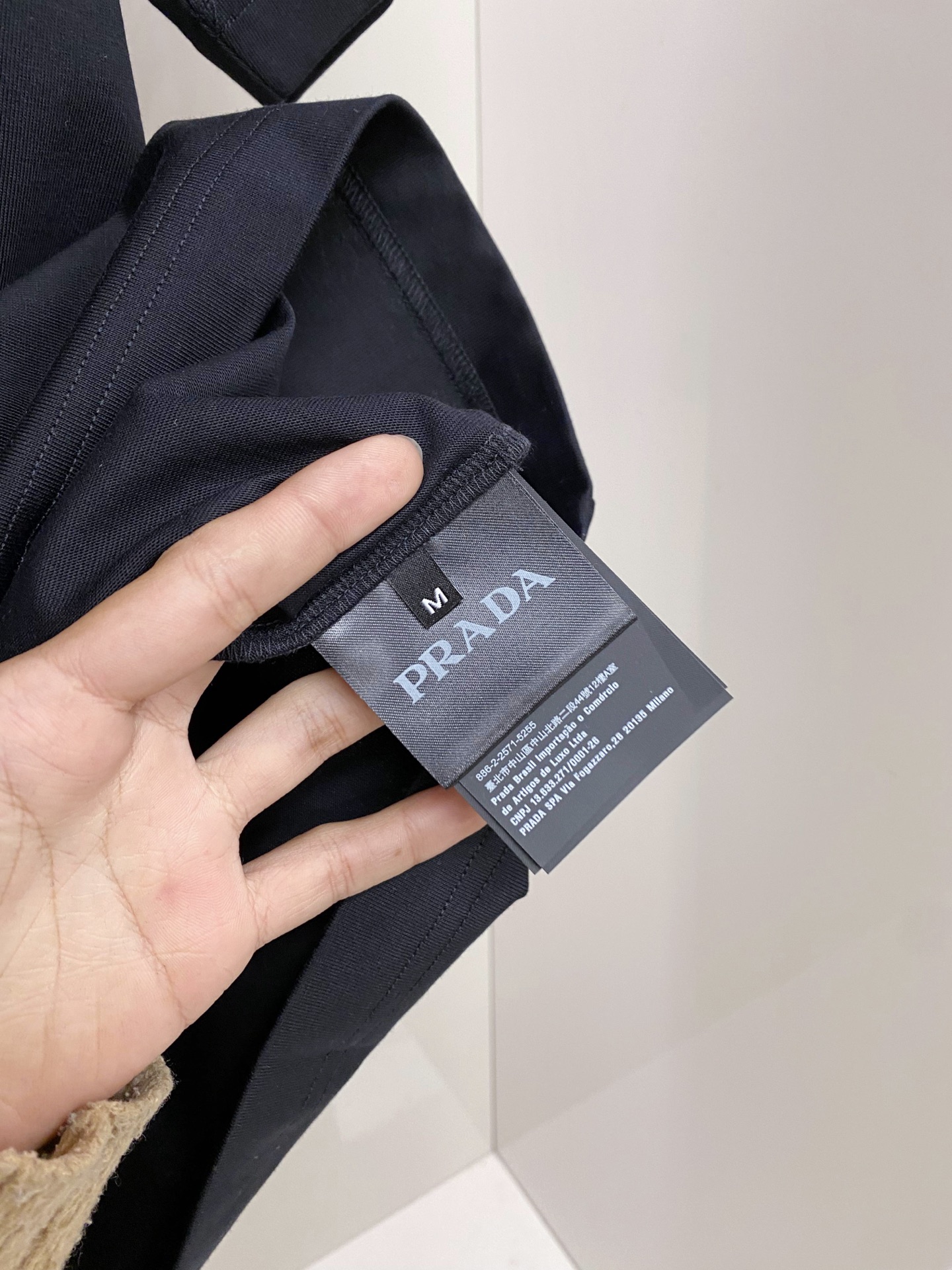 Prada 普拉达 2026ss 春夏新款首发专柜最新款短袖圆领T恤 高端订制 设计前卫时尚！品牌log