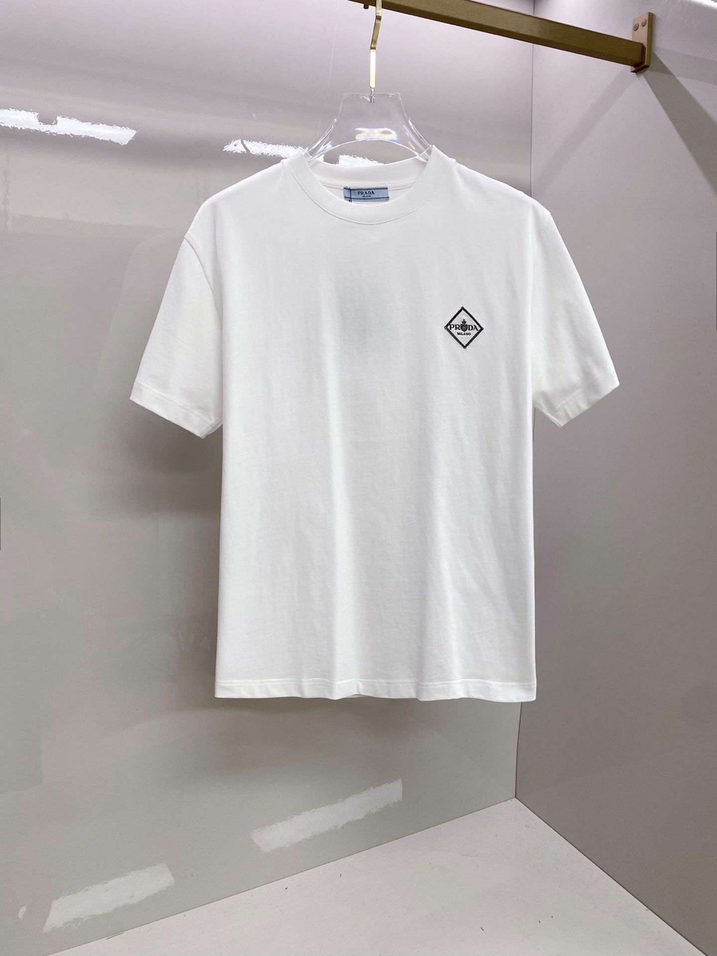 Prada 普拉达 2026ss 春夏新款首发专柜最新款短袖圆领T恤 高端订制 设计前卫时尚！品牌log