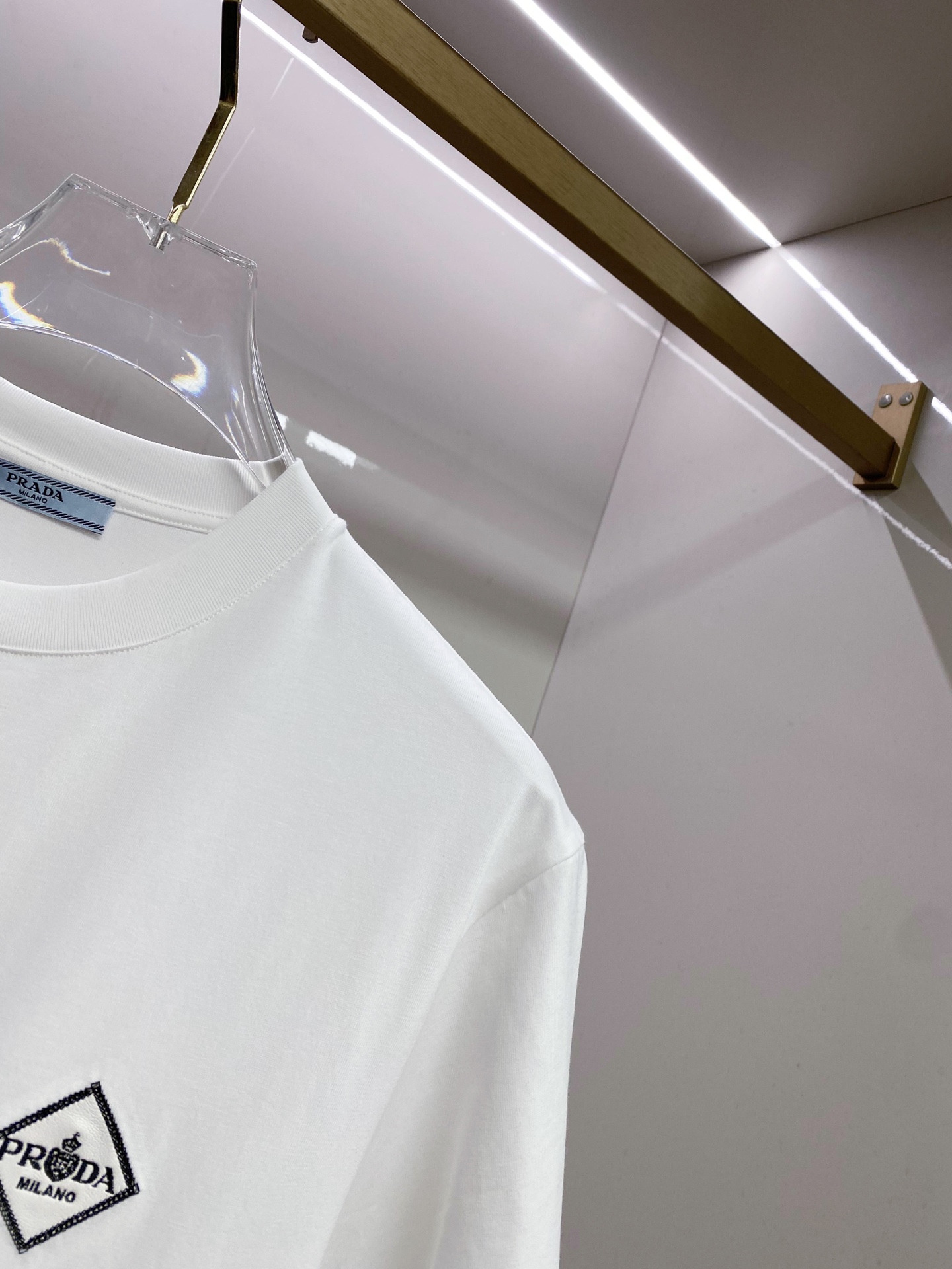 Prada 普拉达 2026ss 春夏新款首发专柜最新款短袖圆领T恤 高端订制 设计前卫时尚！品牌log