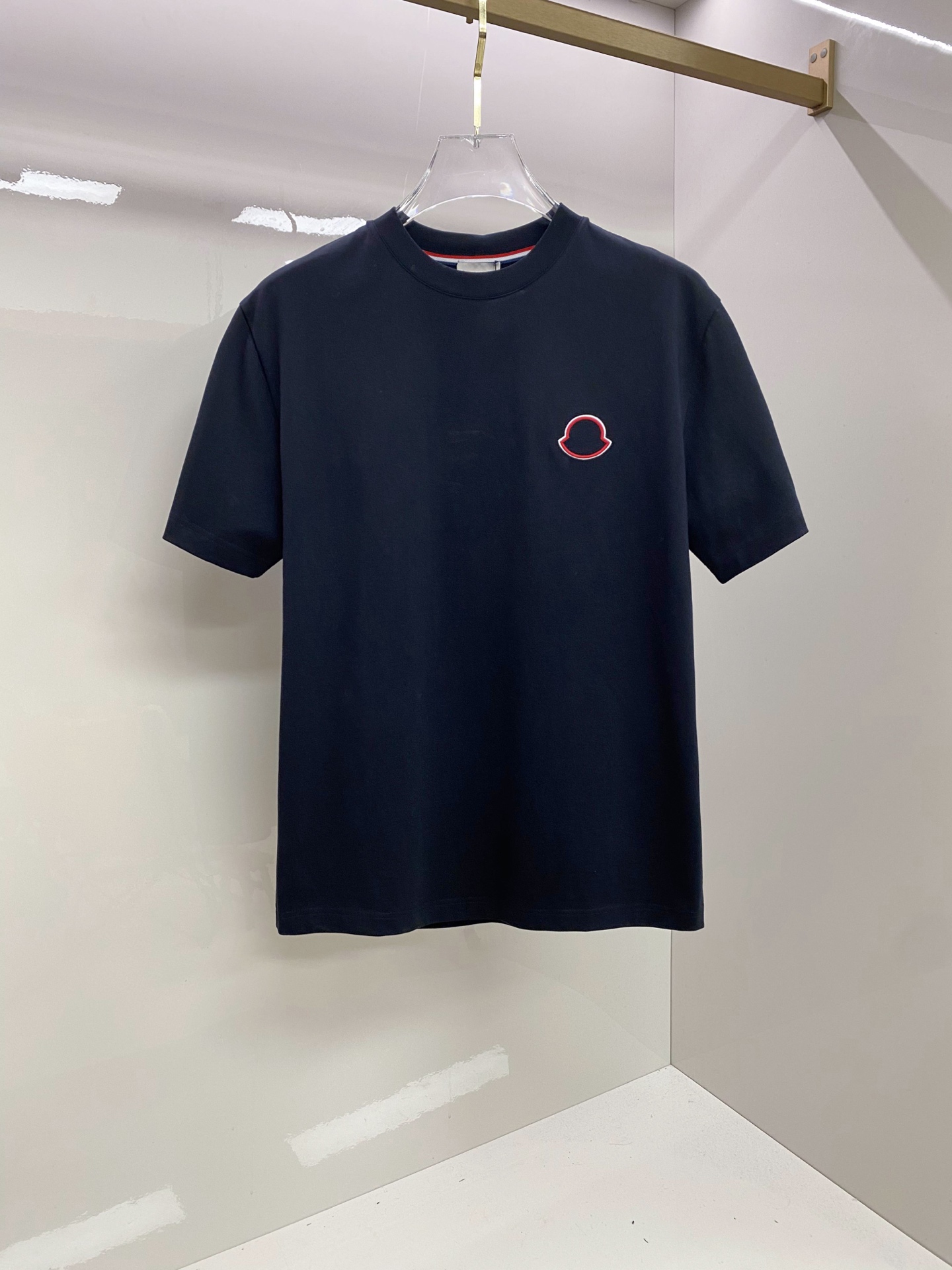 Moncler 蒙口 2026ss 春夏新款首发专柜最新款短袖圆领T恤 高端订制 设计前卫时尚！品牌lo