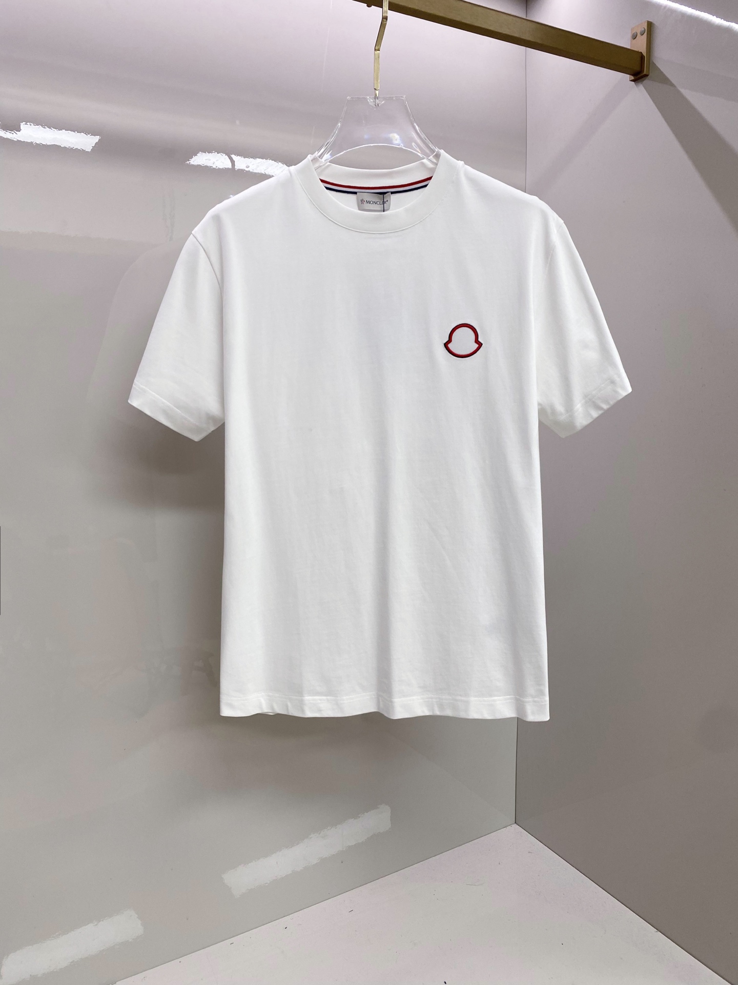 Moncler 蒙口 2026ss 春夏新款首发专柜最新款短袖圆领T恤 高端订制 设计前卫时尚！品牌lo