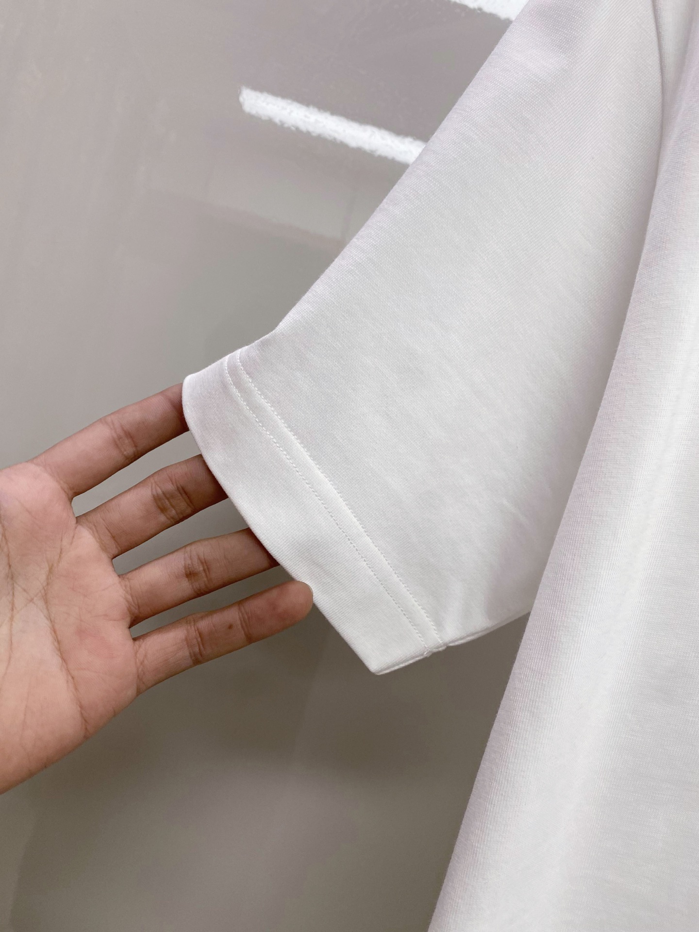 Moncler 蒙口 2026ss 春夏新款首发专柜最新款短袖圆领T恤 高端订制 设计前卫时尚！品牌lo