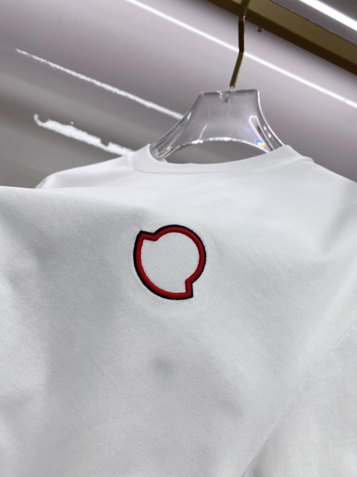 Moncler 蒙口 2026ss 春夏新款首发专柜最新款短袖圆领T恤 高端订制 设计前卫时尚！品牌lo