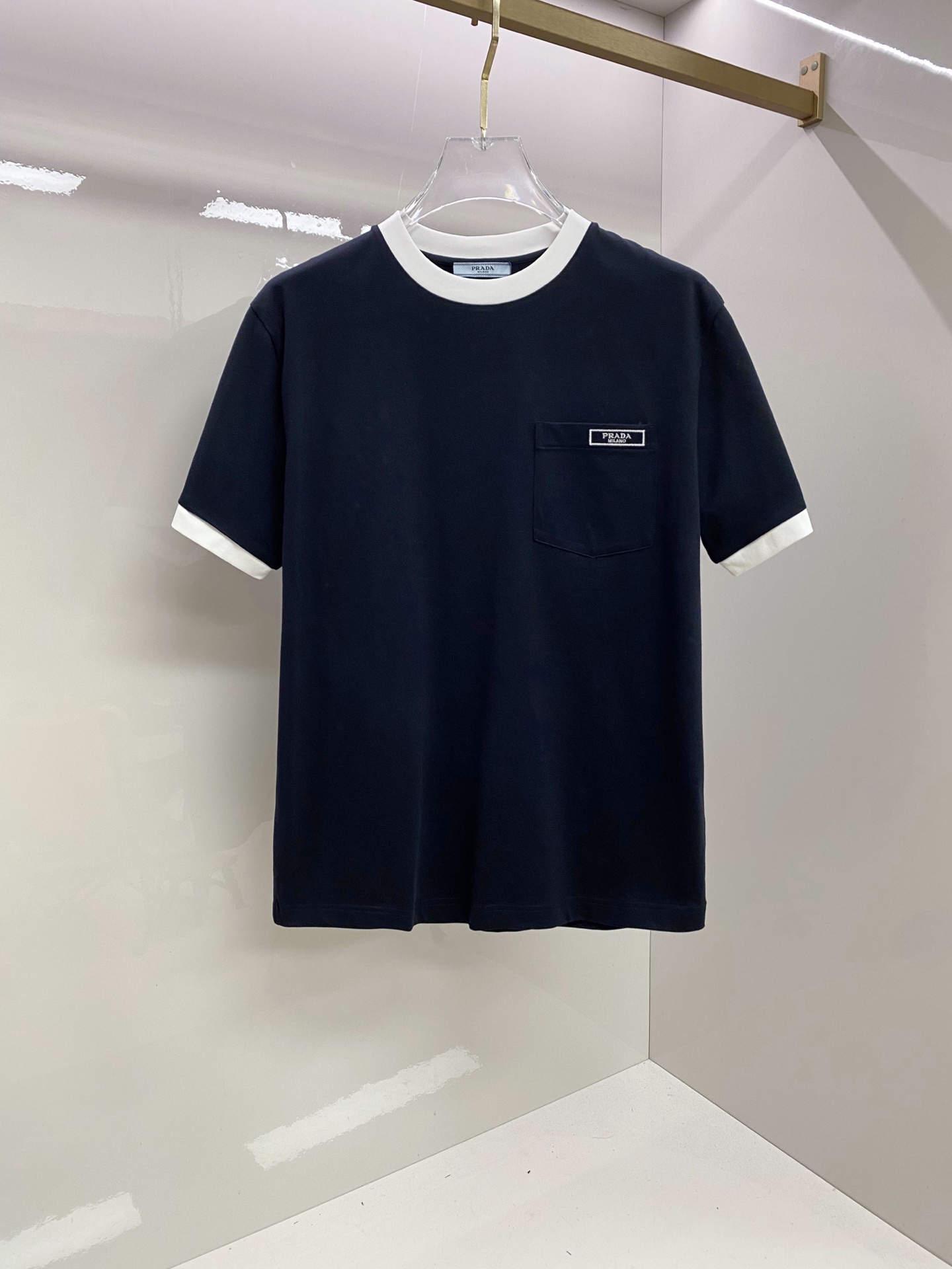 Prada 普拉达 2026ss 春夏新款首发专柜最新款短袖圆领T恤 高端订制 设计前卫时尚！品牌log