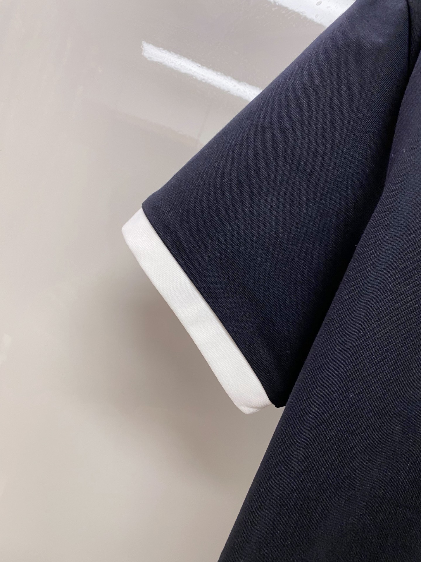 Prada 普拉达 2026ss 春夏新款首发专柜最新款短袖圆领T恤 高端订制 设计前卫时尚！品牌log