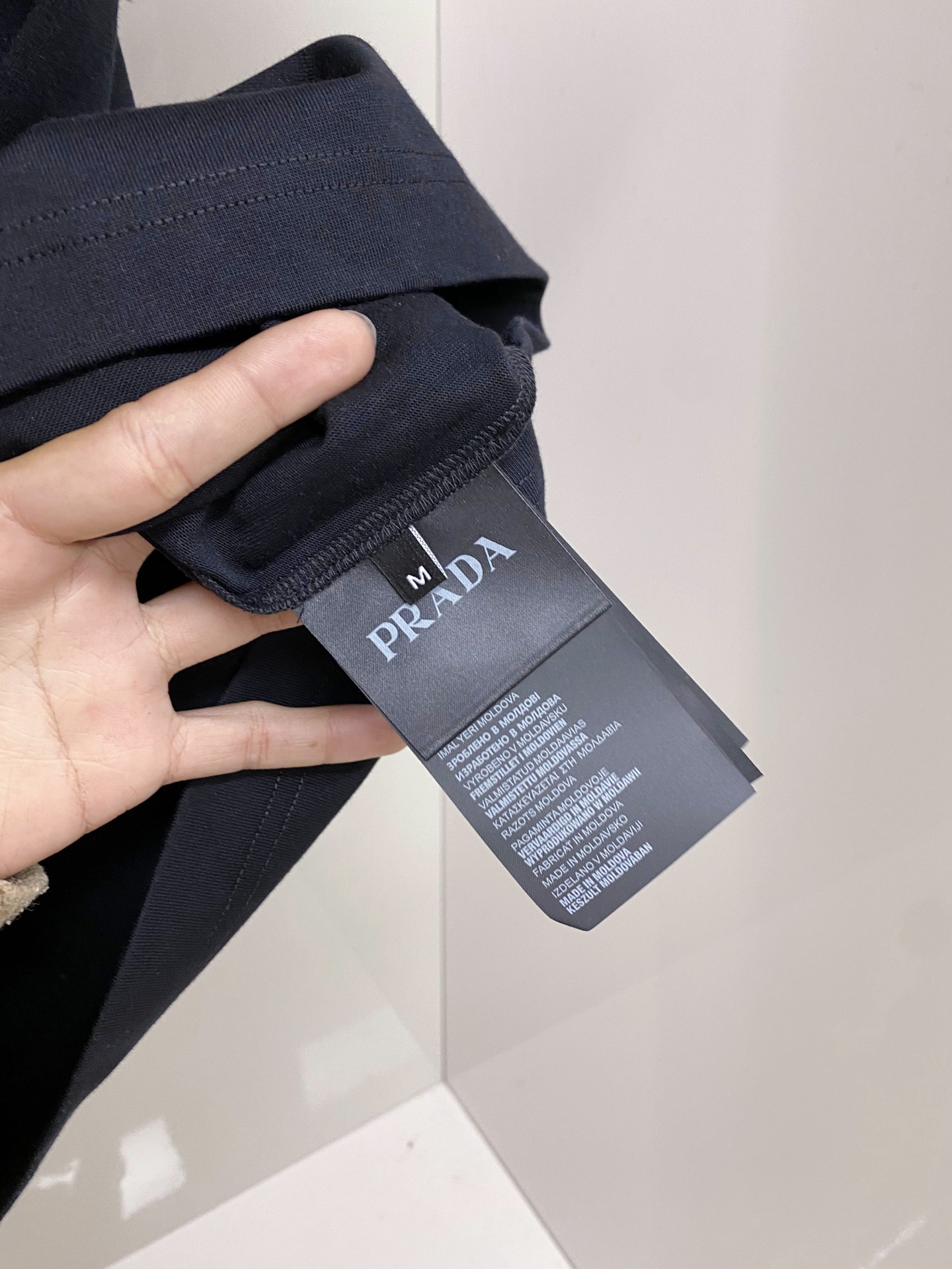 Prada 普拉达 2026ss 春夏新款首发专柜最新款短袖圆领T恤 高端订制 设计前卫时尚！品牌log