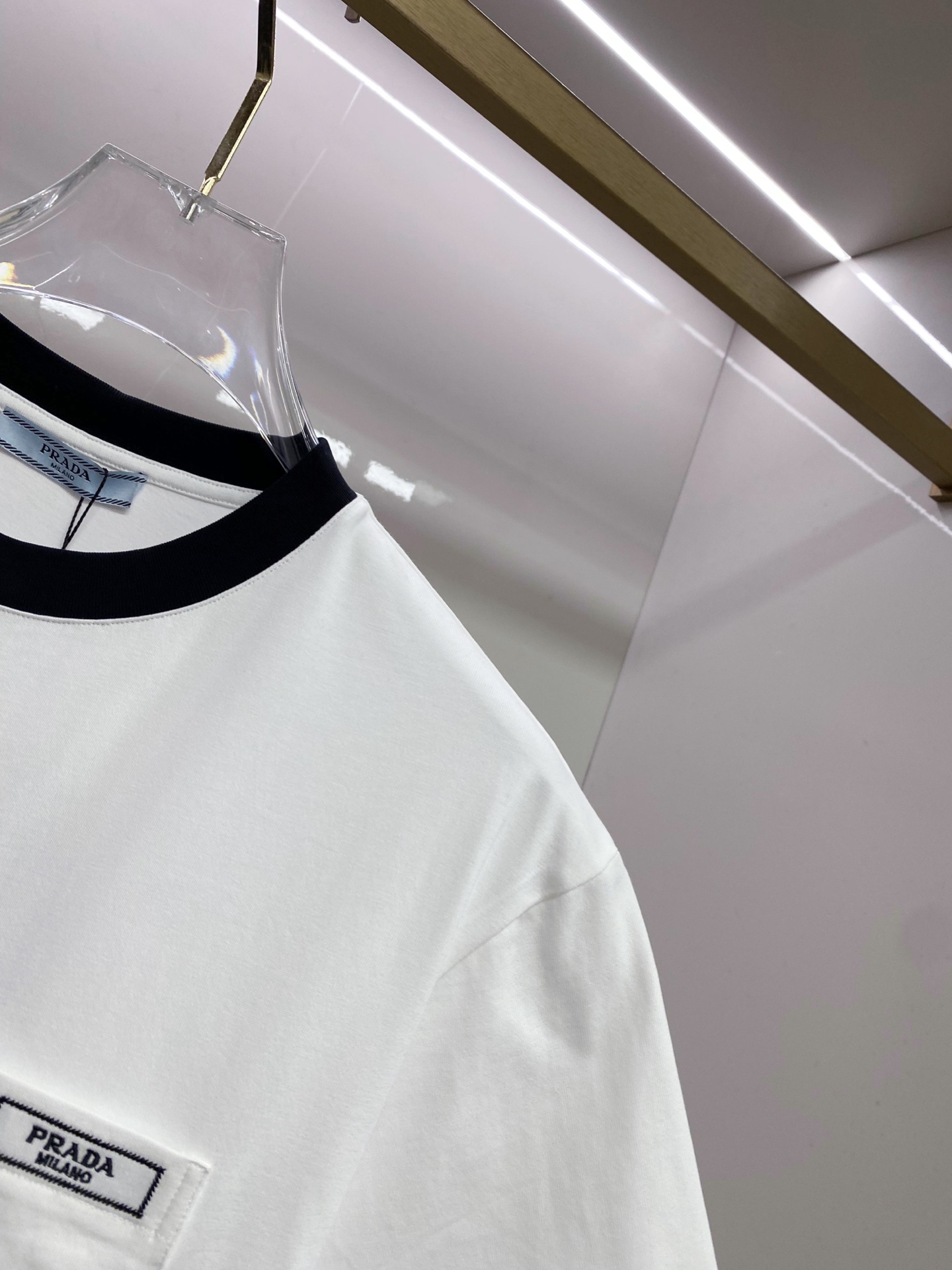 Prada 普拉达 2026ss 春夏新款首发专柜最新款短袖圆领T恤 高端订制 设计前卫时尚！品牌log