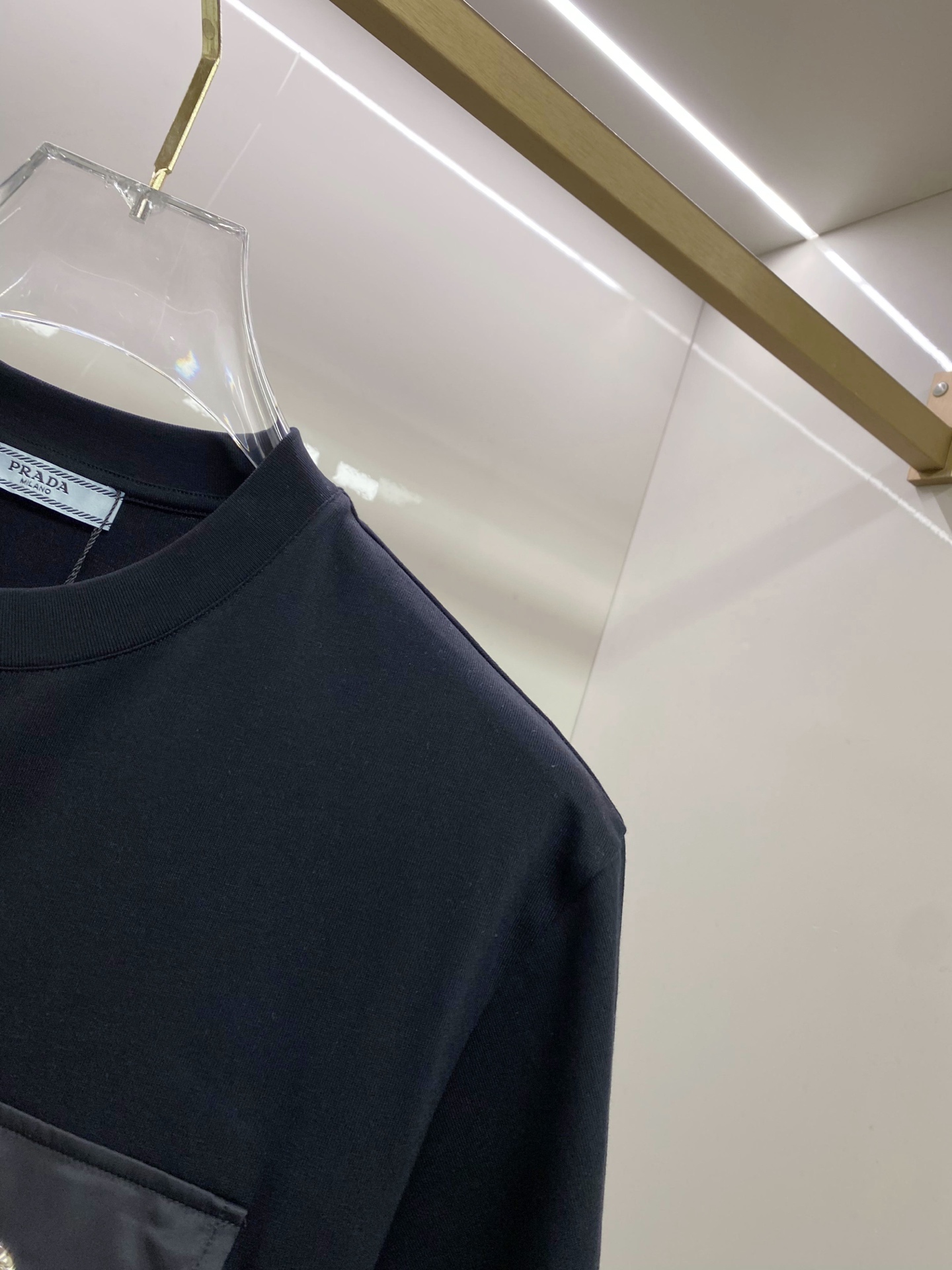 Prada 普拉达 2026ss 春夏新款首发专柜最新款短袖圆领T恤 高端订制 设计前卫时尚！品牌log