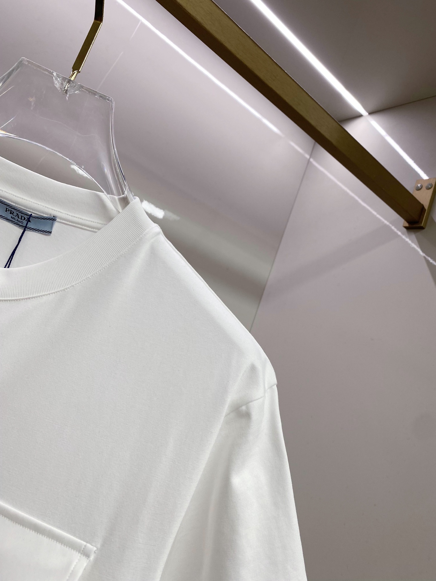 Prada 普拉达 2026ss 春夏新款首发专柜最新款短袖圆领T恤 高端订制 设计前卫时尚！品牌log