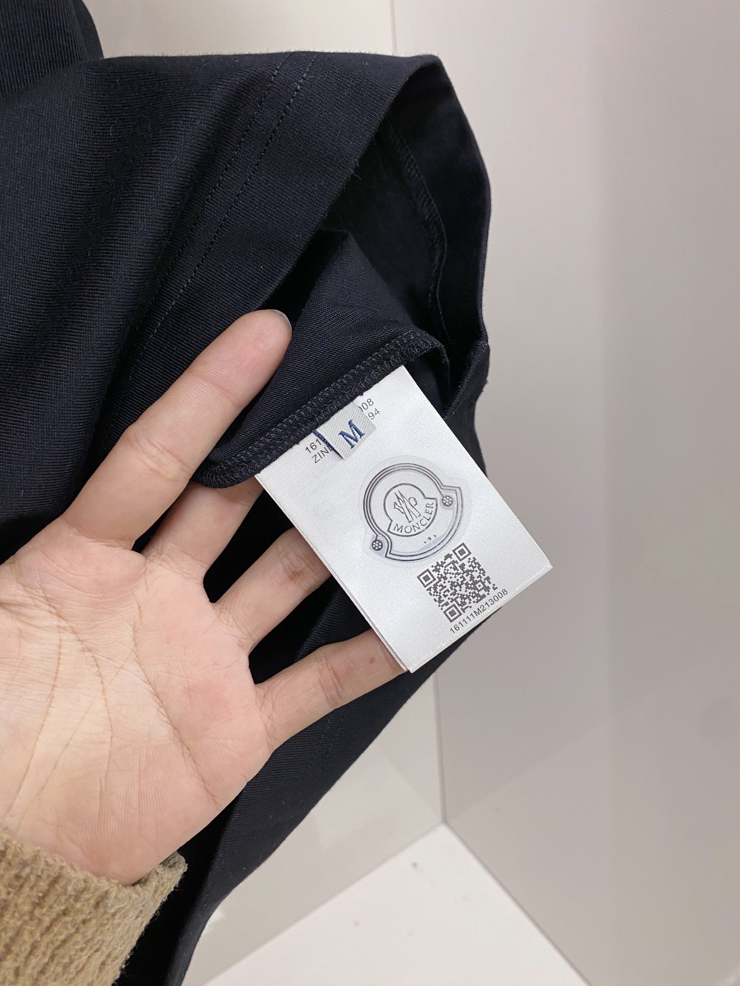 Moncler 蒙口 2026ss 春夏新款首发专柜最新款短袖圆领T恤 高端订制 设计前卫时尚！品牌lo