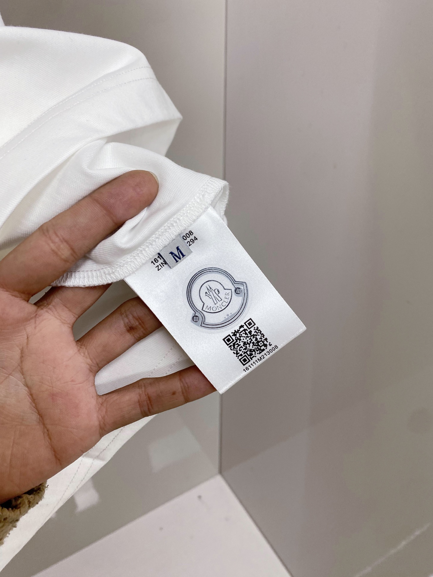 Moncler 蒙口 2026ss 春夏新款首发专柜最新款短袖圆领T恤 高端订制 设计前卫时尚！品牌lo