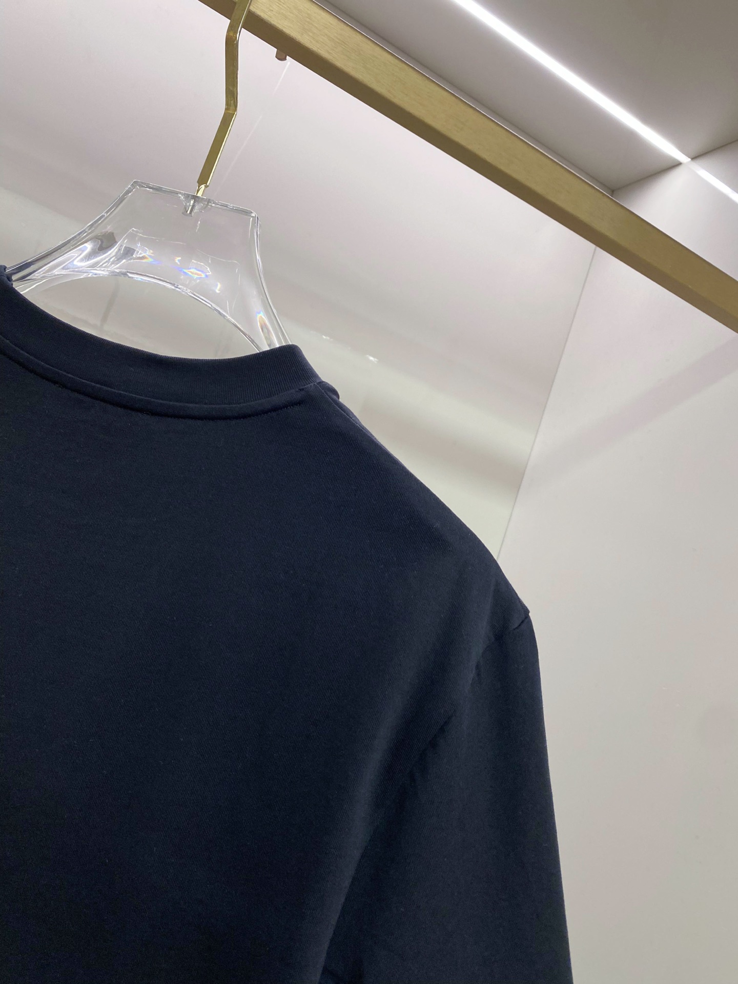 Loewe 罗意威 2026ss 春夏新款首发专柜最新款短袖圆领T恤 高端订制 设计前卫时尚！品牌log