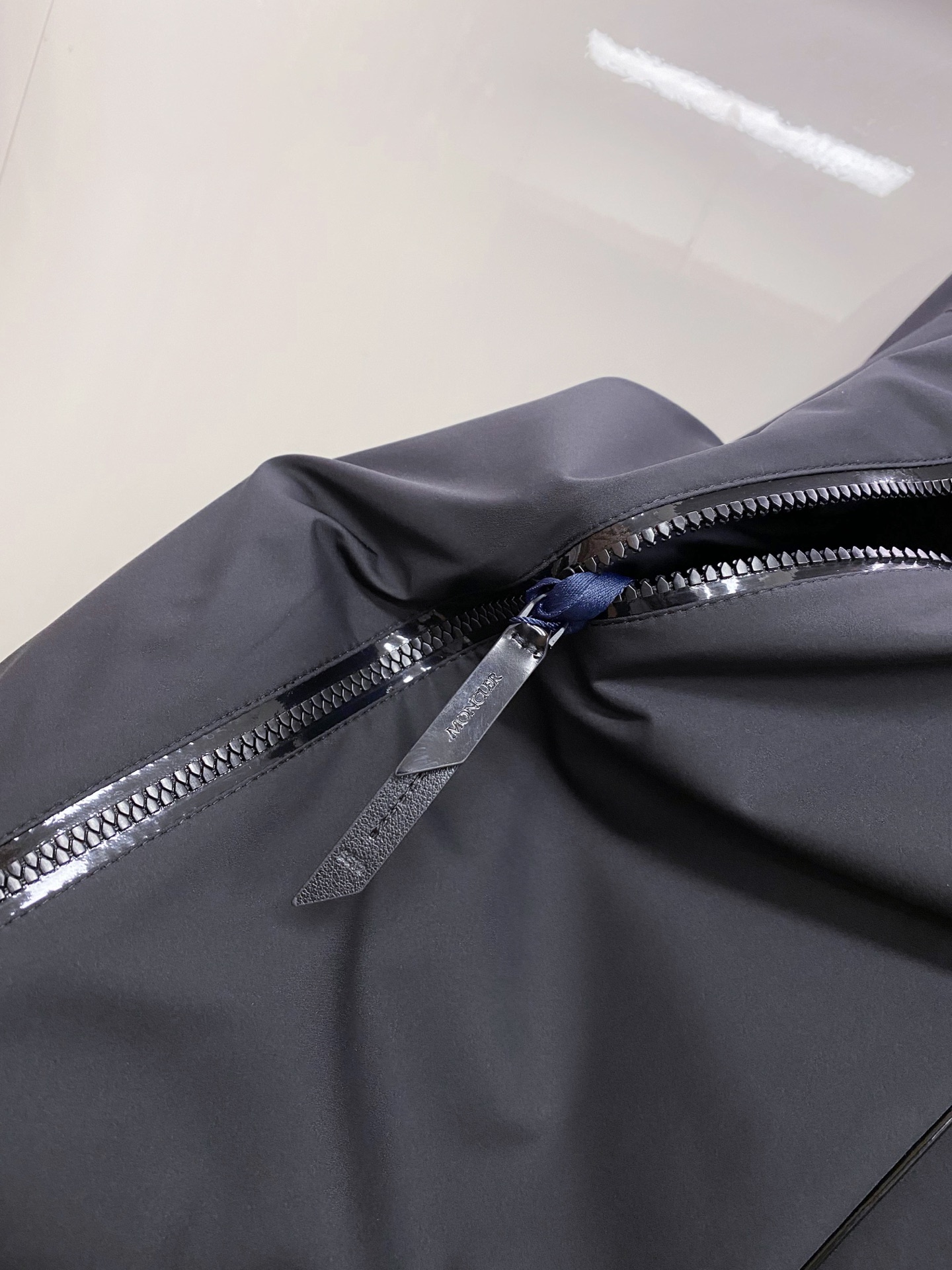 Moncler 蒙口 2026ss春季新款连帽夹克外套全高端版本！高定专柜面料辅料，透气舒适度高，细节无