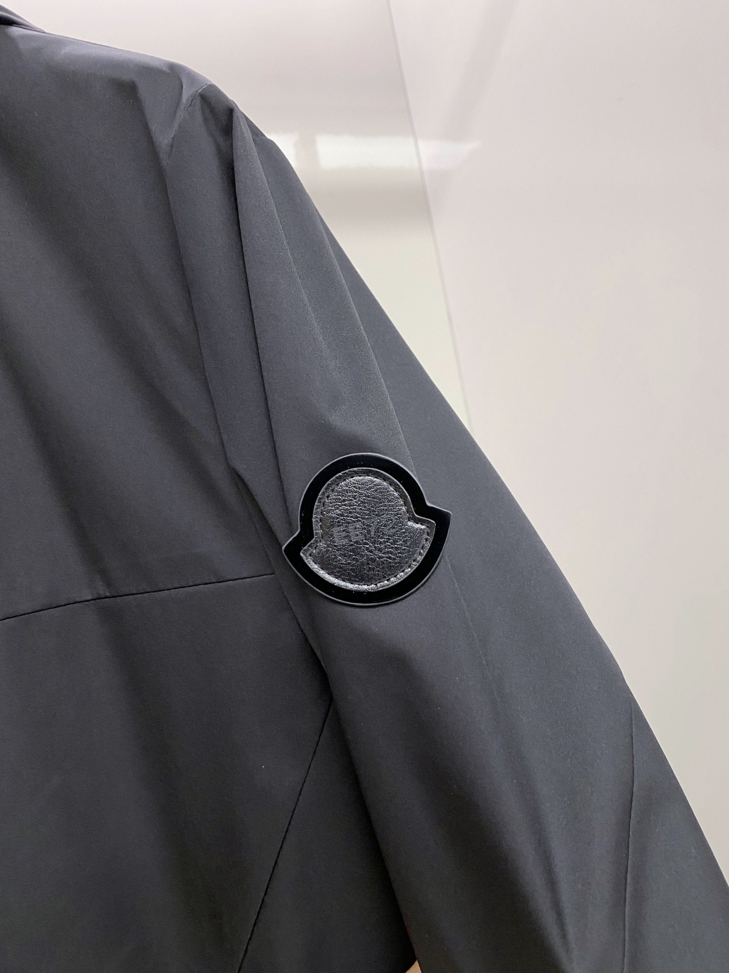 Moncler 蒙口 2026ss春季新款连帽夹克外套全高端版本！高定专柜面料辅料，透气舒适度高，细节无