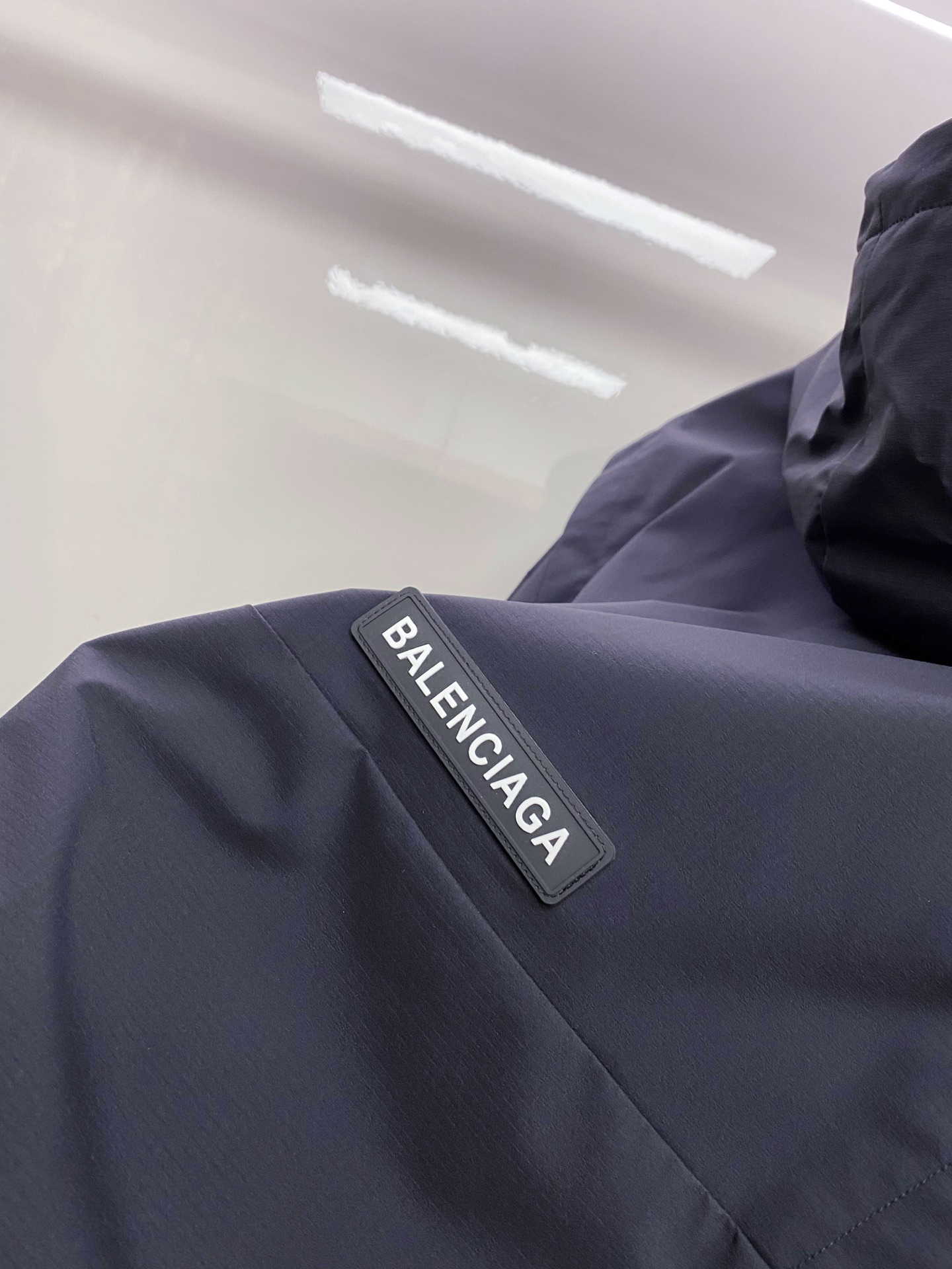 Balenciaga 巴黎世家 2026ss春季新款连帽夹克外套全高端版本！高定专柜面料辅料，透气舒适度