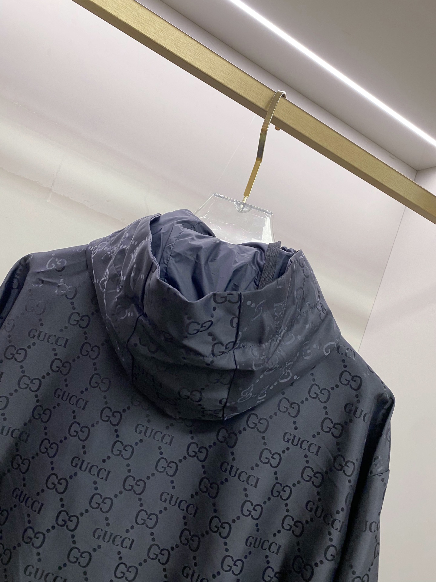 Gucci 古奇 双面穿 2026ss春季新款连帽夹克外套全高端版本！高定专柜面料辅料，透气舒适度高，细