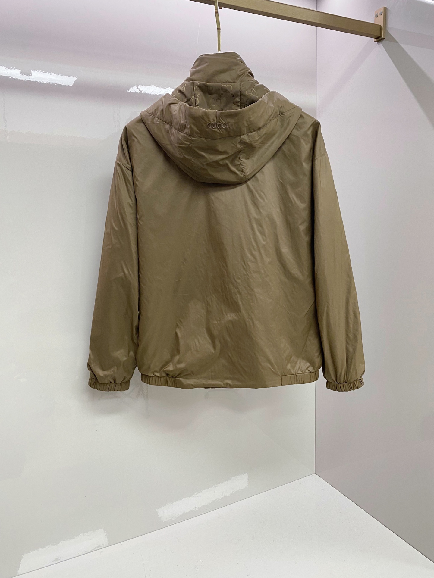 Gucci 古奇 双面穿 2026ss春季新款连帽夹克外套全高端版本！高定专柜面料辅料，透气舒适度高，细